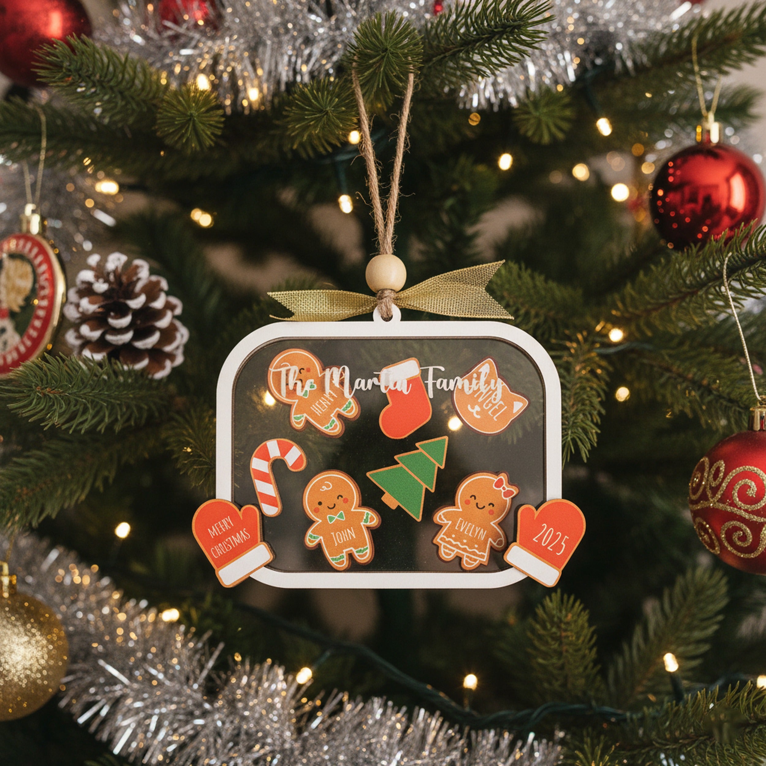 Family Christmas Shaker Ornament for Tree Decor D19