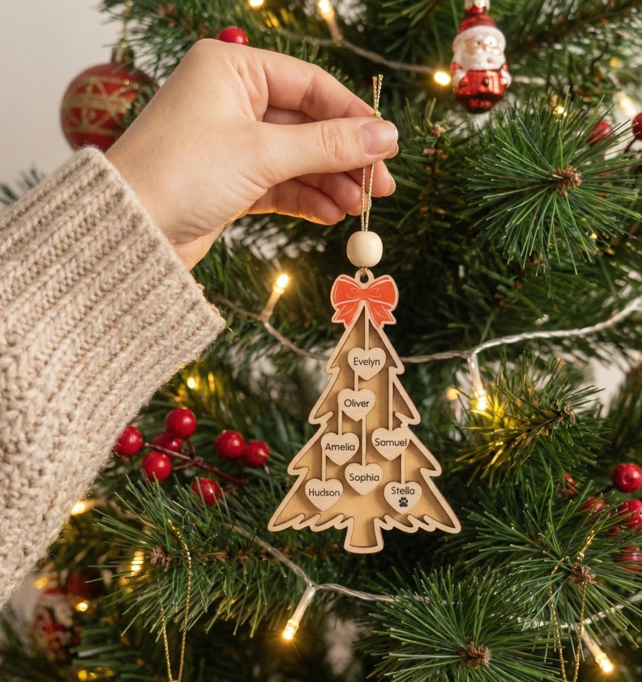 Personalized Wooden Christmas Tree Ornament Wood Personalized Christmas Ornament for Family and Engraved Wooden Ornament D30