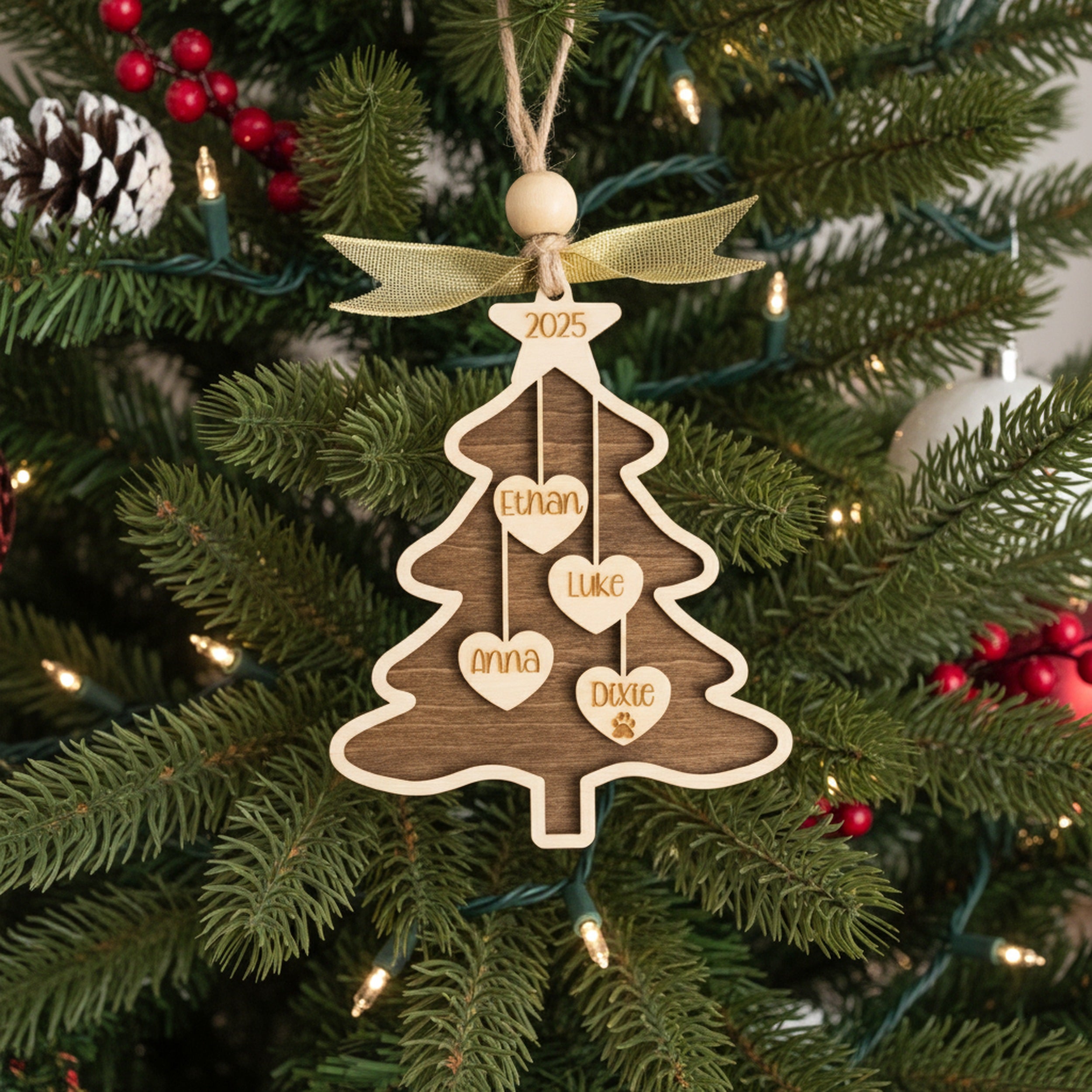 Wooden Family Christmas Tree Ornament Custom for Family Christmas Ornament and Engraved Wooden Ornament R70