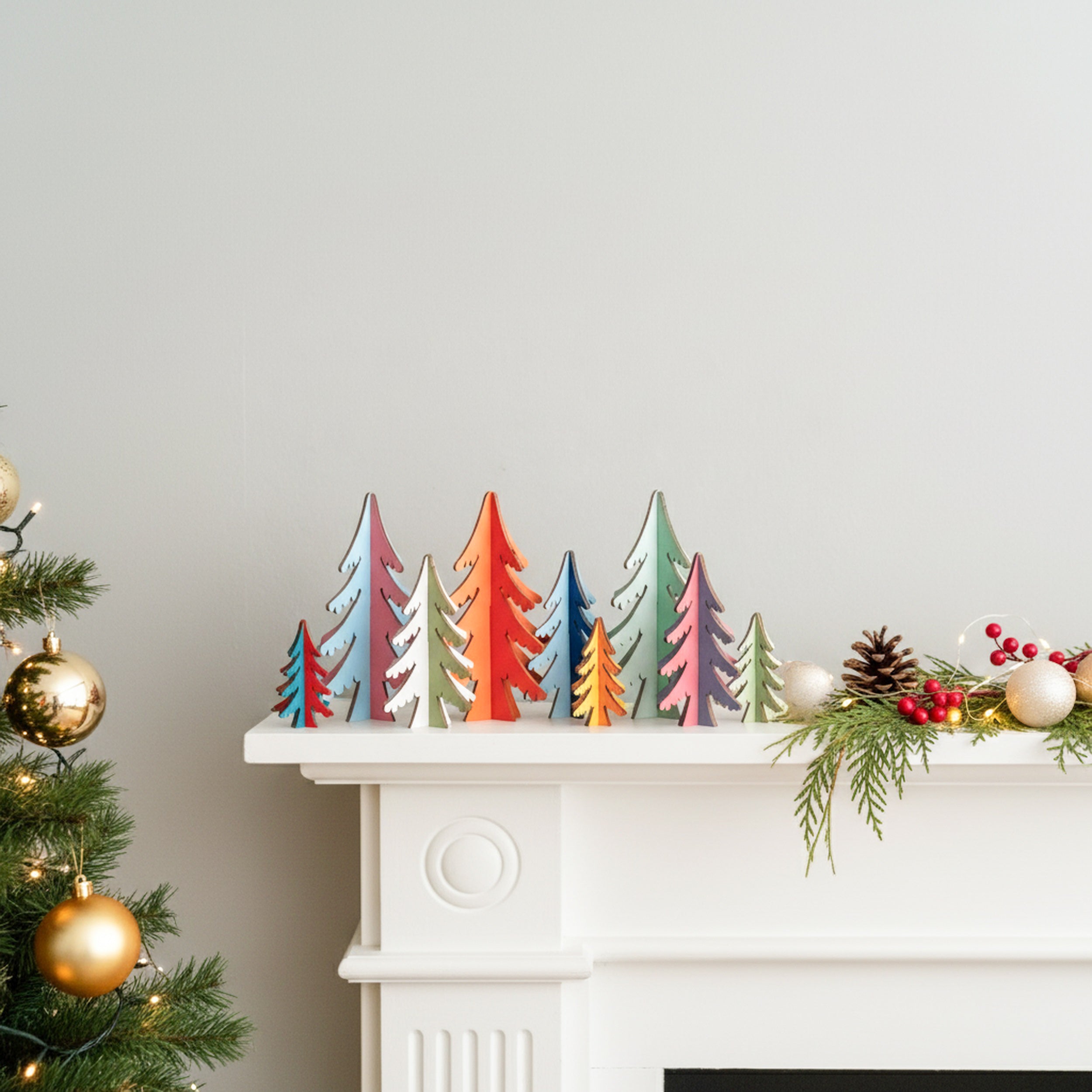Decorative Wooden Christmas Tree for Festive Table Decor R91