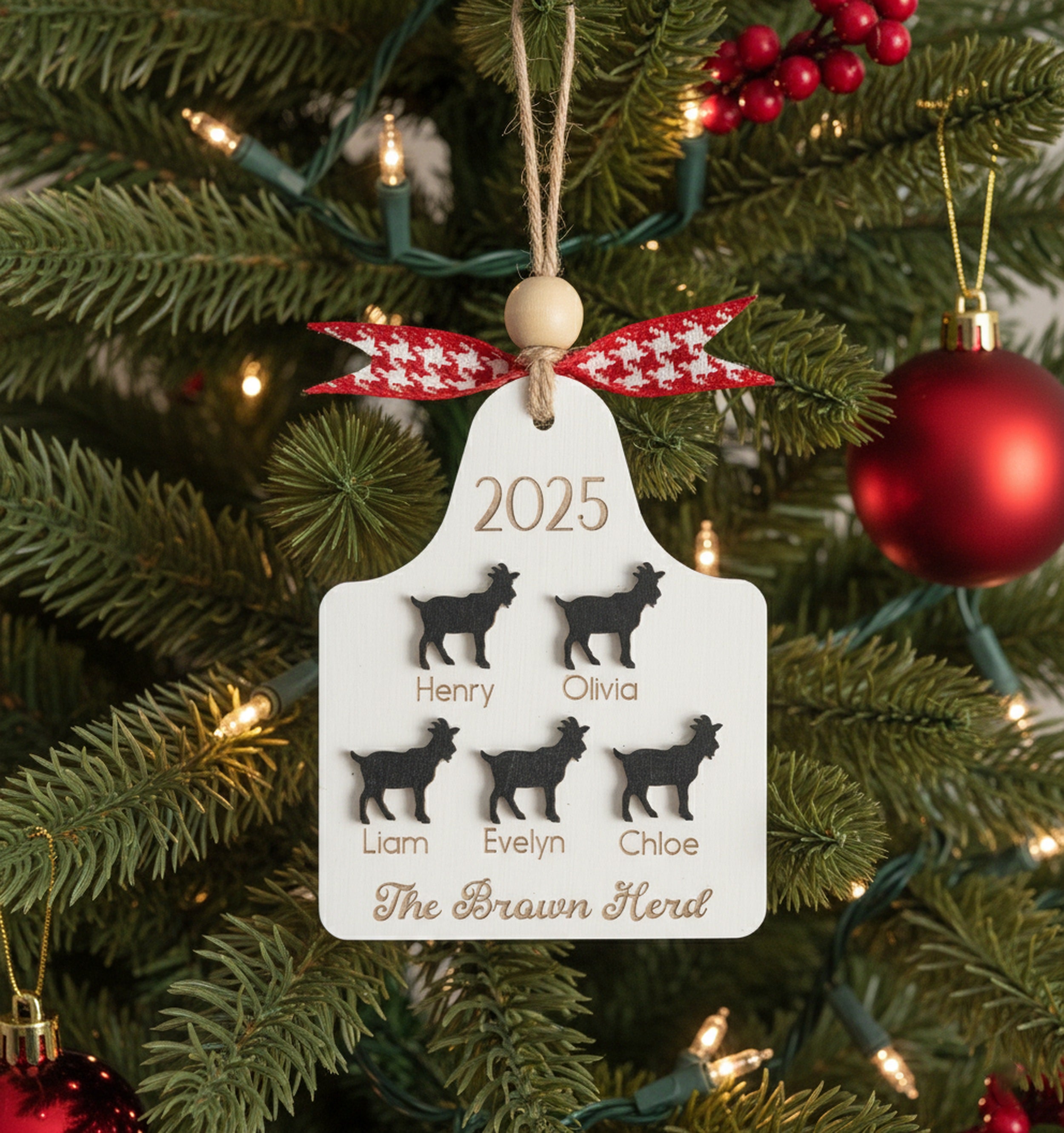Personalized Family Herd Christmas Ornament Wood Christmas Ornaments for Rustic Holiday Decor O14