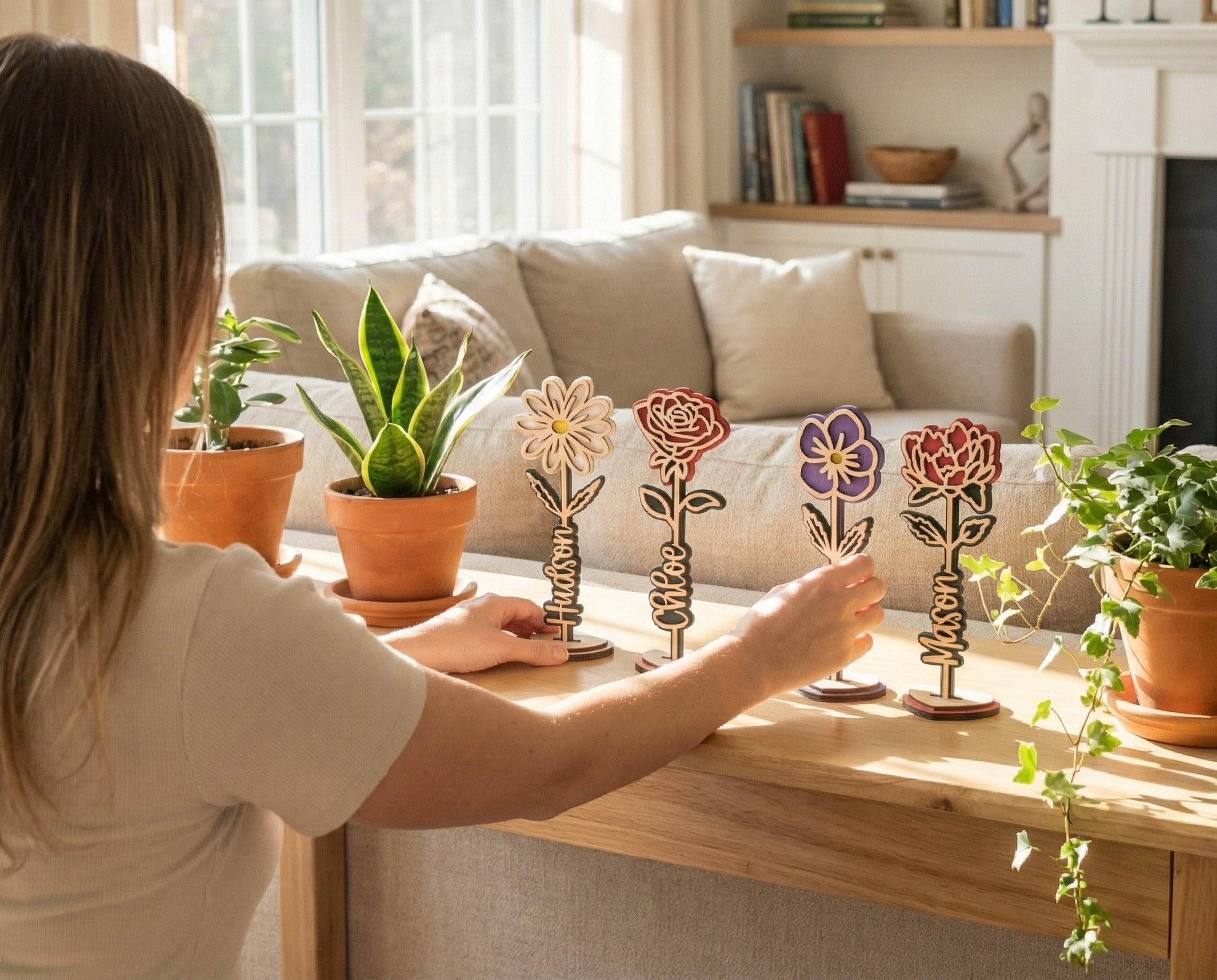 Personalized Wooden Flower Stand Name Flower Decor for Home J48