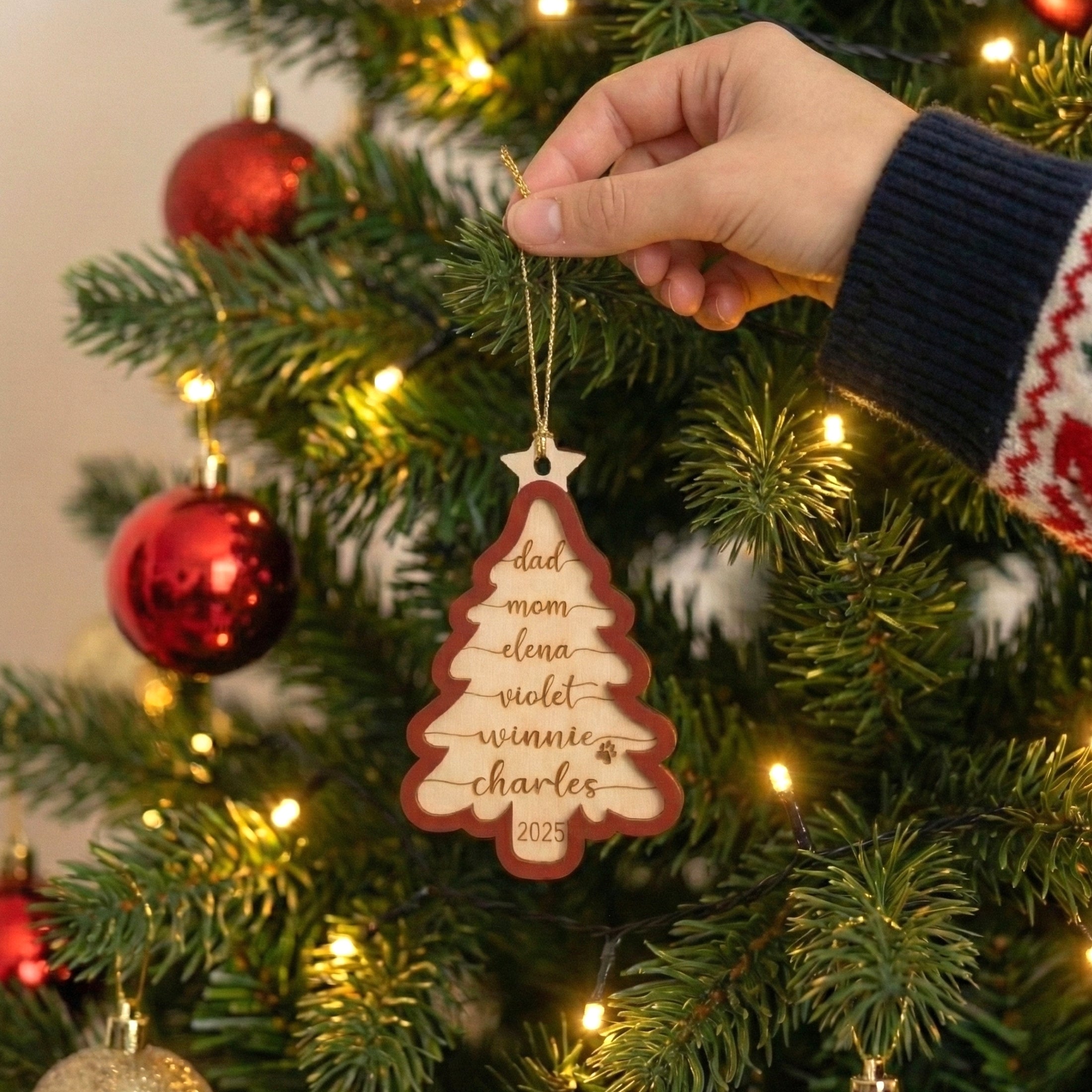 Personalized Wooden Christmas Tree Ornament Wood Christmas Tree Ornament for Family and Custom Wooden Ornament D32