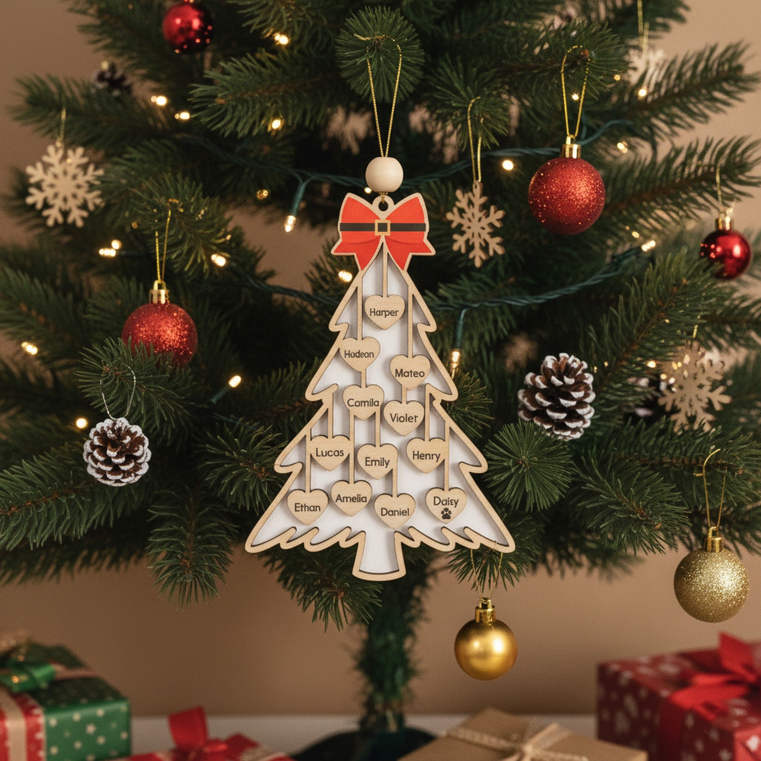 Personalized Wooden Christmas Tree Ornament Wood Personalized Christmas Ornament for Family and Engraved Wooden Ornament D30