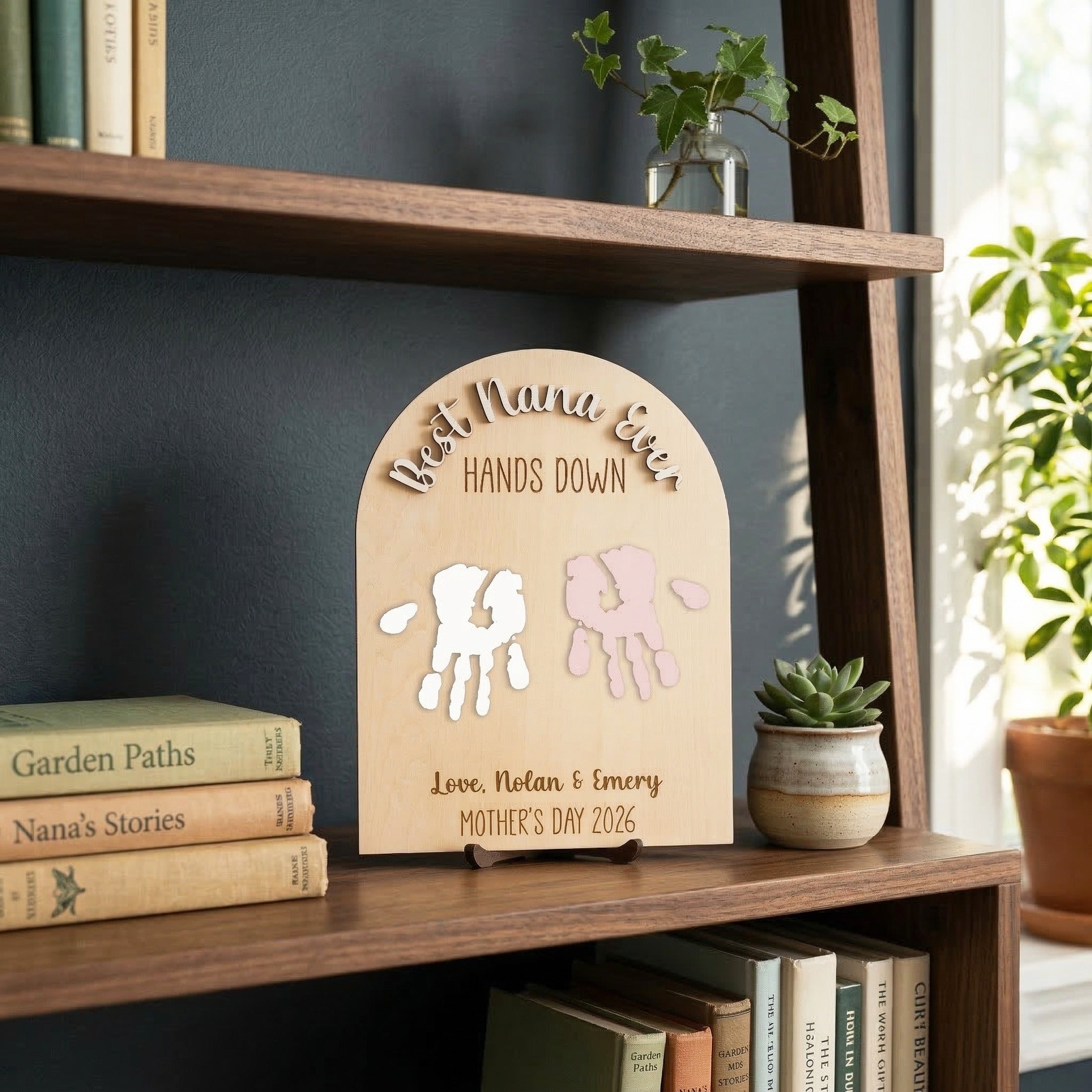 Mom Handprint Keepsake Wood Sign Mothers Day Gift for Grandma D65