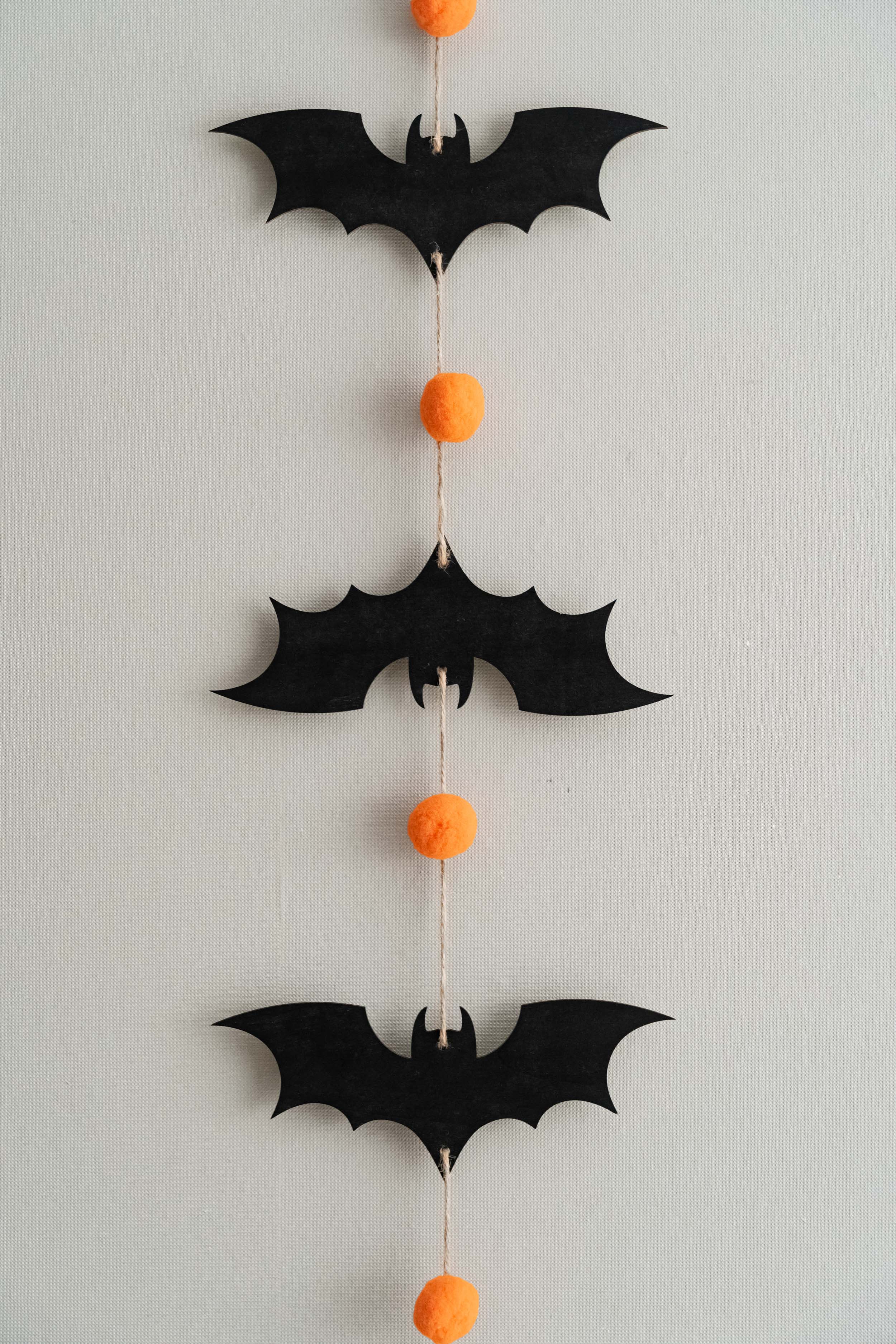 Halloween Wooden Bats Garland for Enchanting Wall Decor