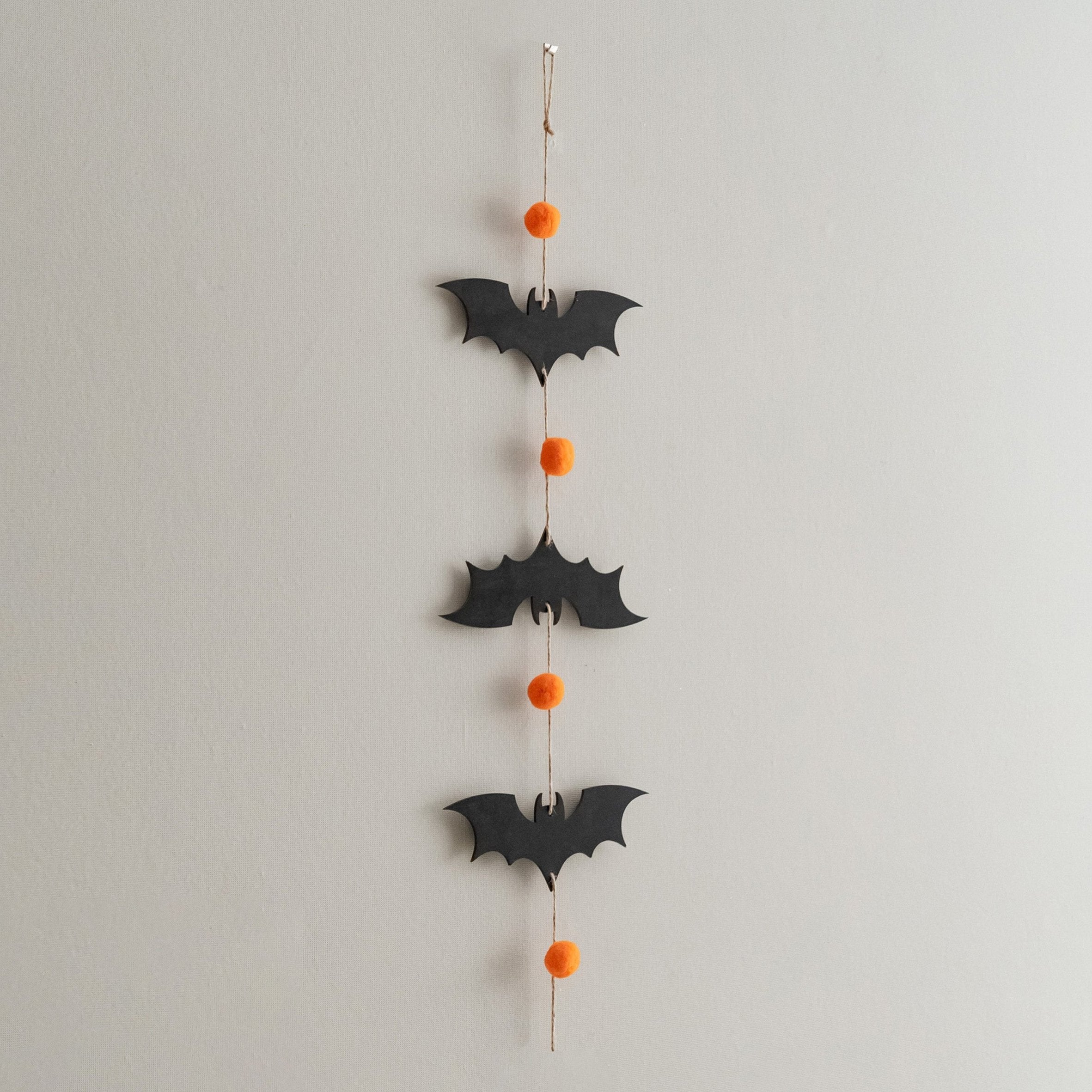 Halloween Wooden Bats Garland for Enchanting Wall Decor