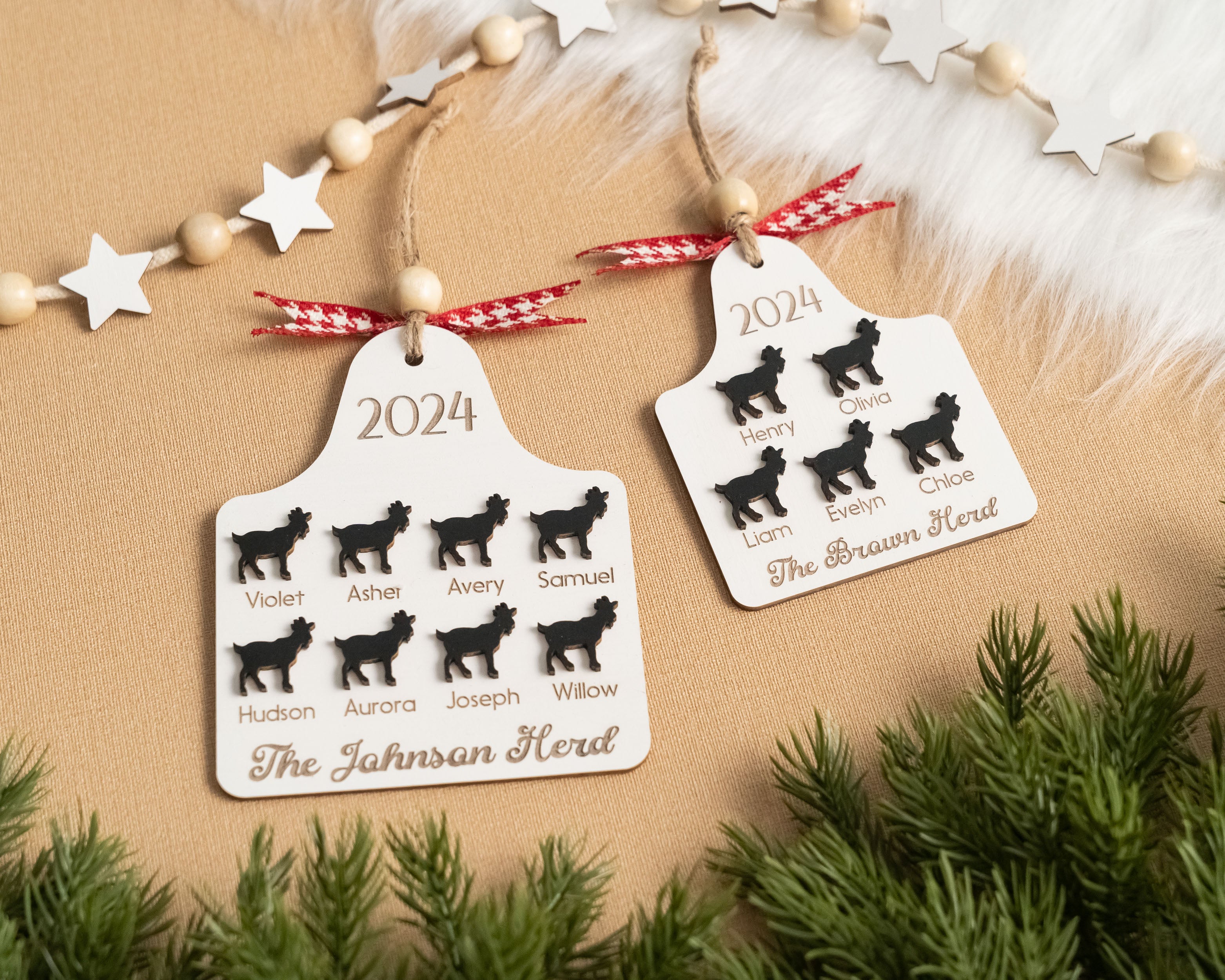 Personalized Family Herd Christmas Ornament Wood, Engraved Wooden Ornament for Christmas Tree Decoration O14