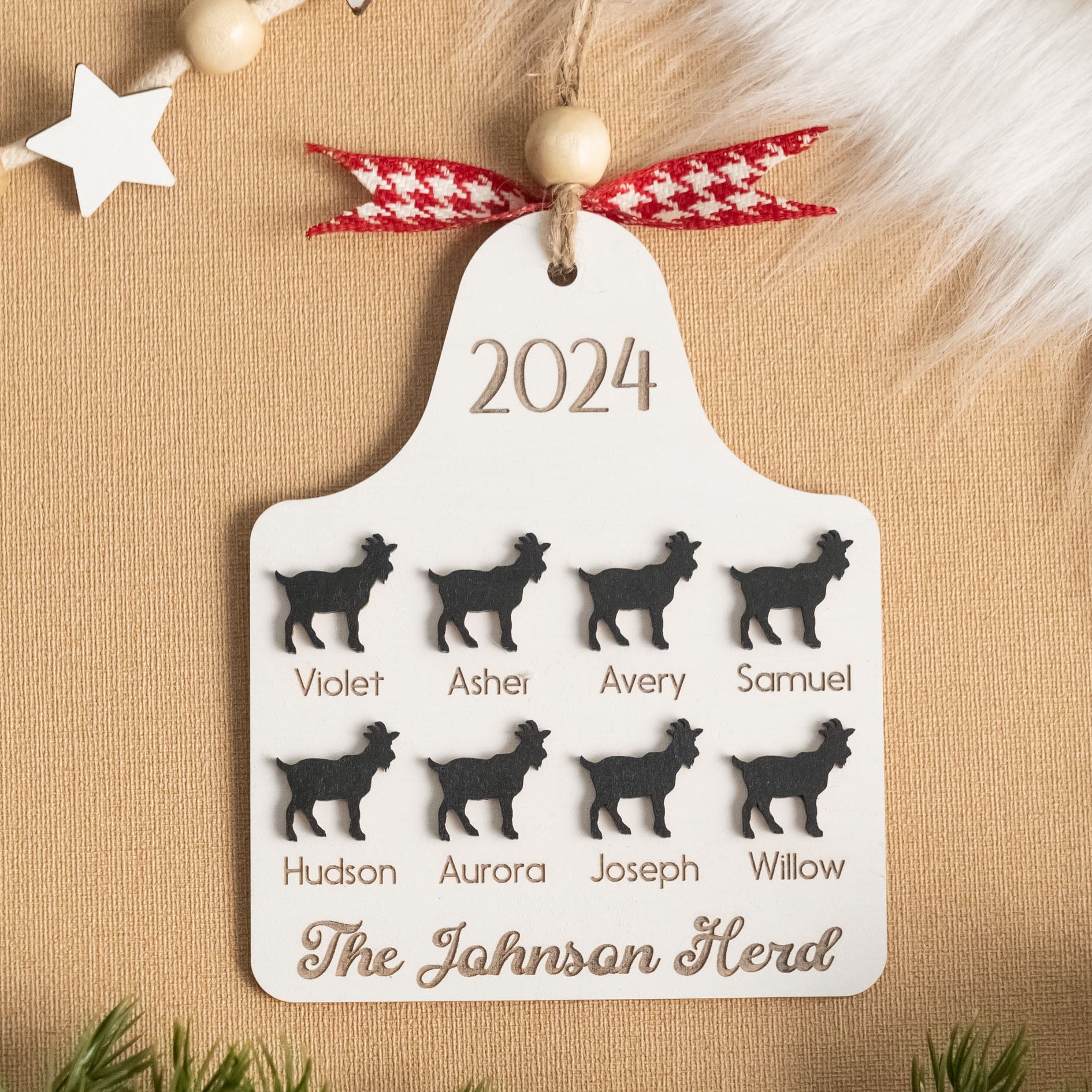 Personalized Family Herd Christmas Ornament Wood, Engraved Wooden Ornament for Christmas Tree Decoration O14