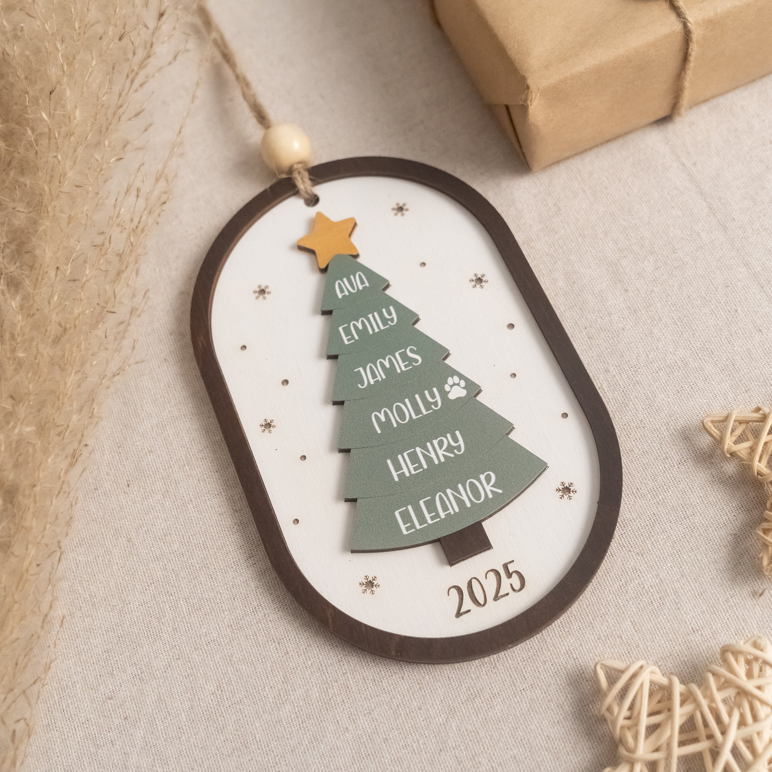 Personalized Wooden Christmas Tree Ornament Wood Family Christmas Ornament and Custom Name Ornament D26