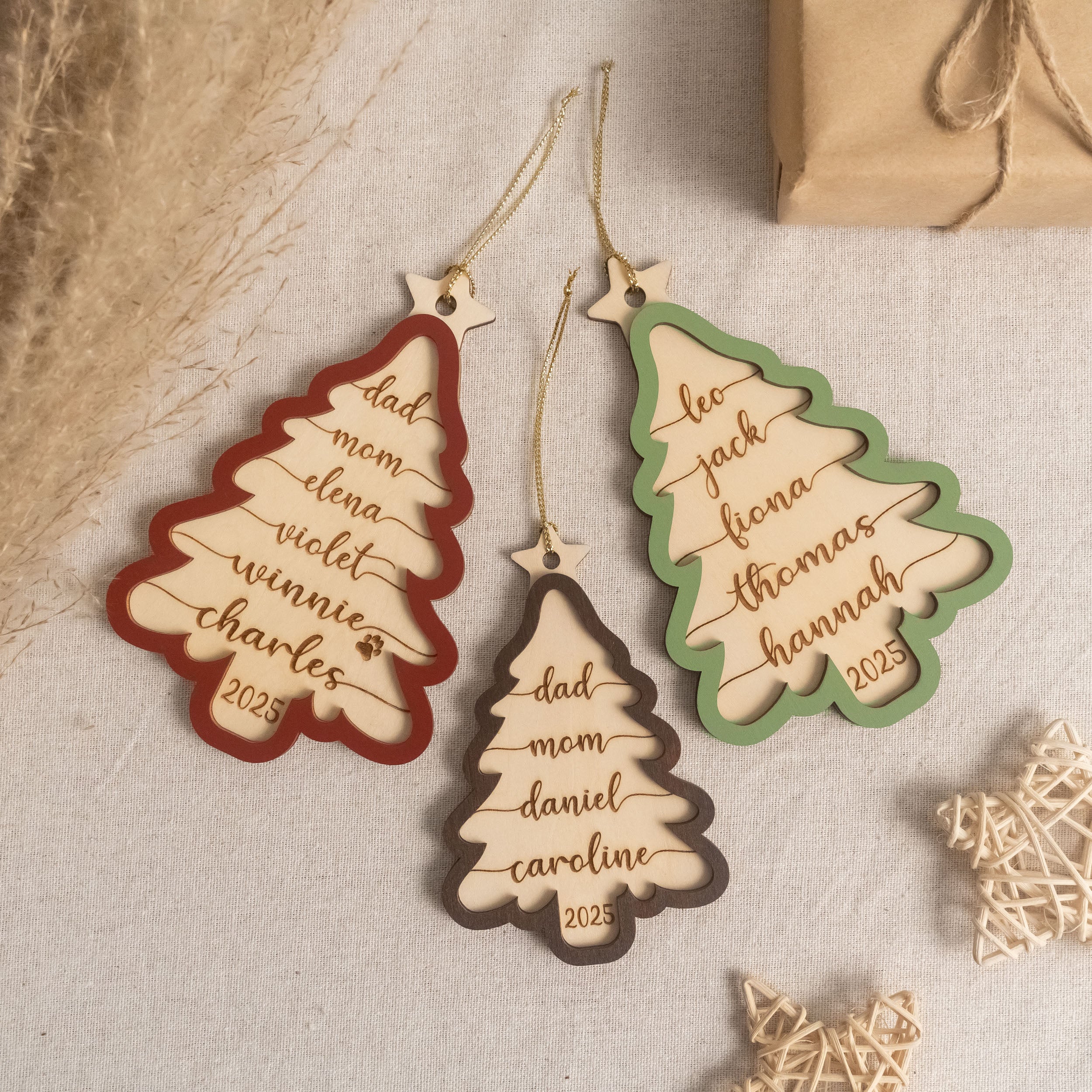 Personalized Wooden Christmas Tree Ornament Wood Family Christmas Ornament for Family and Engraved Name Ornament D32