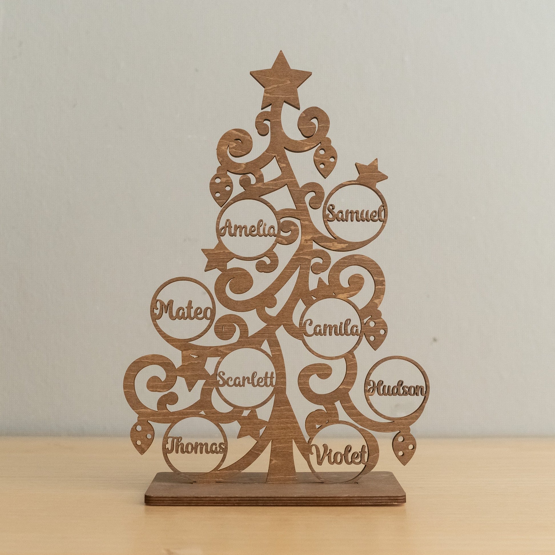 Personalized Wooden Christmas Tree Decor for Family Christmas Gift D43