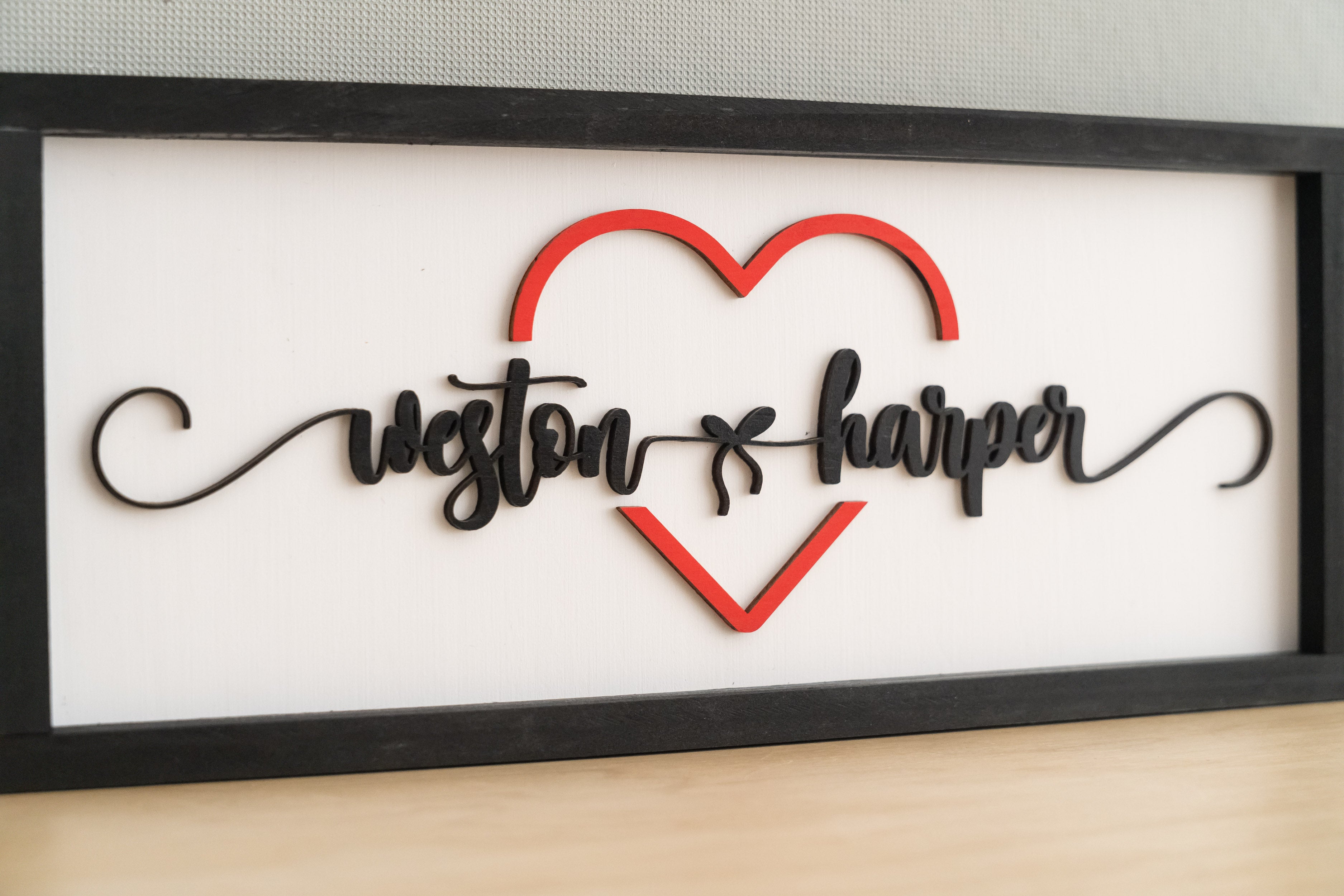 Personalized Couples Name Sign with Heart Wood Couple Love Decor and Rustic Wooden Couple Sign for Romantic Gift Y32