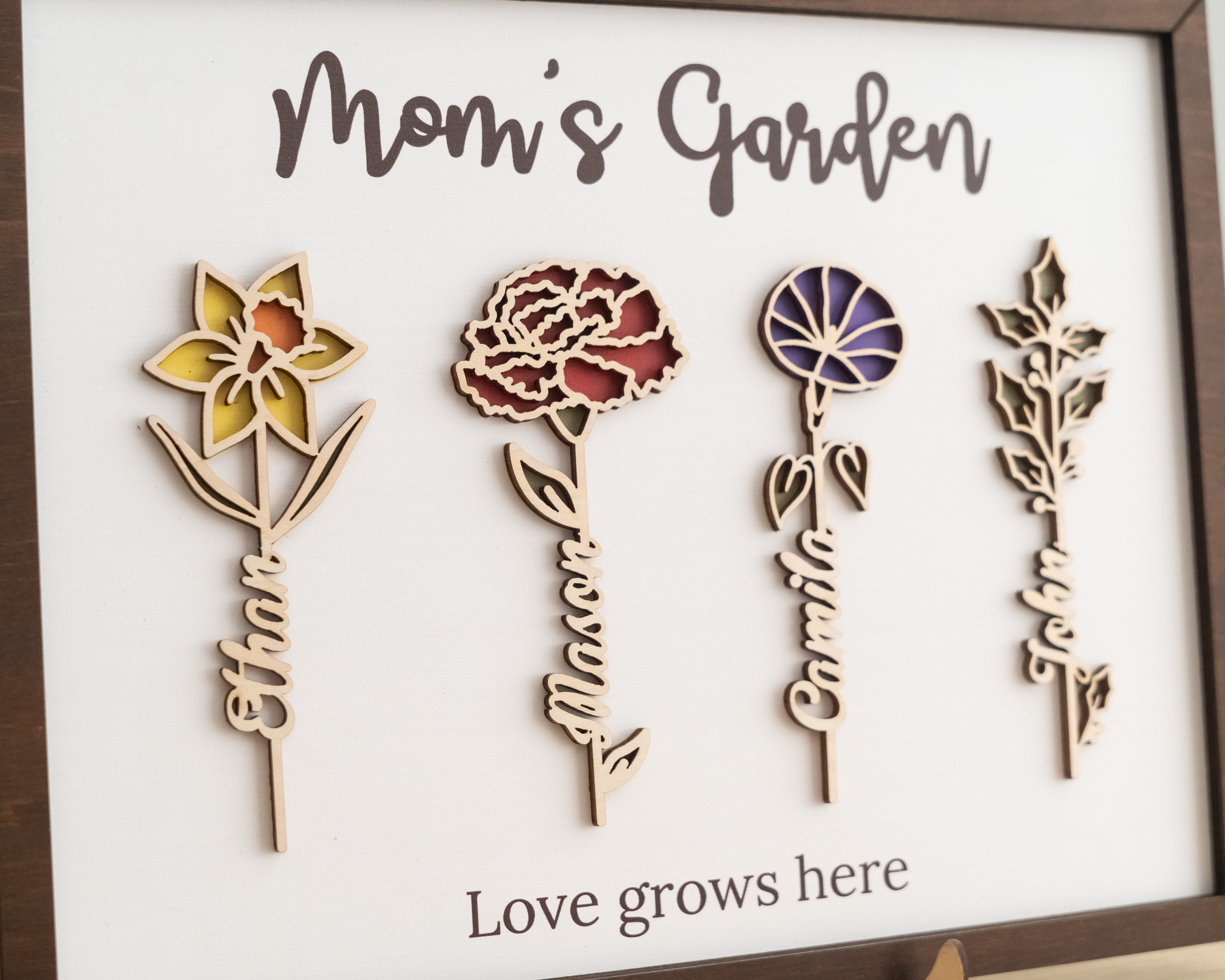 Personalized Wooden Family Flower Garden Sign for Mom Decor J32