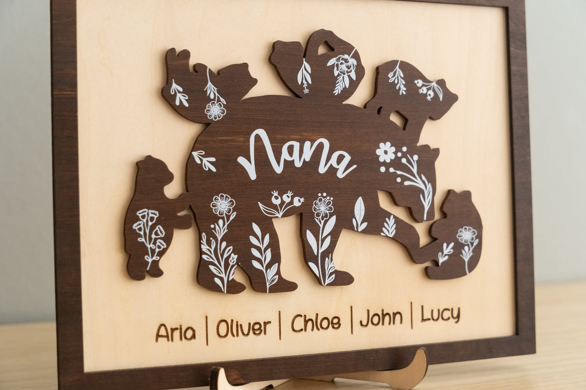 Mama Bear Family Wooden Sign Gift for Mom and Personalized Decor Y42