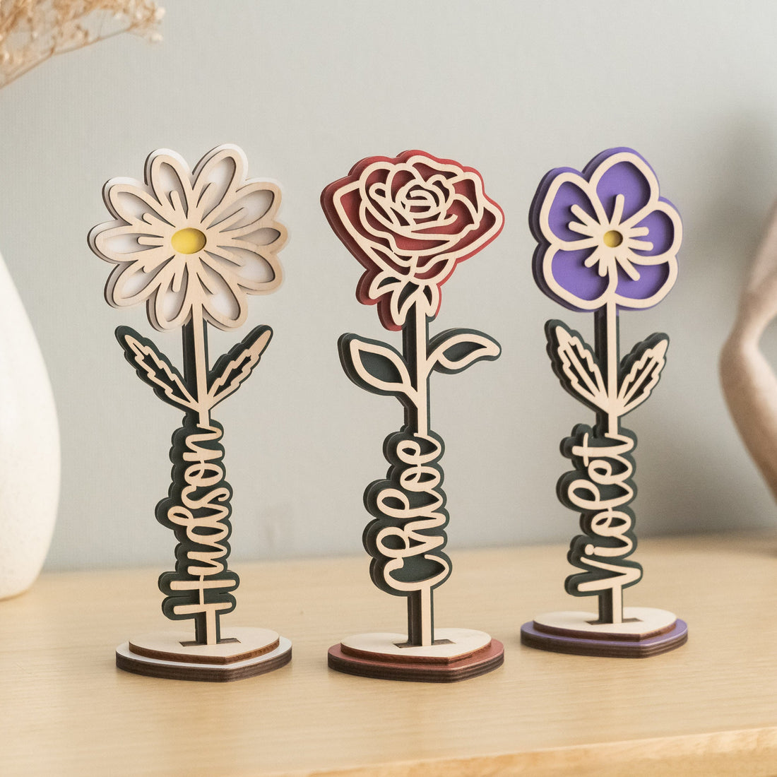 Personalized Wooden Flower Stand for Family and Table Decor J48