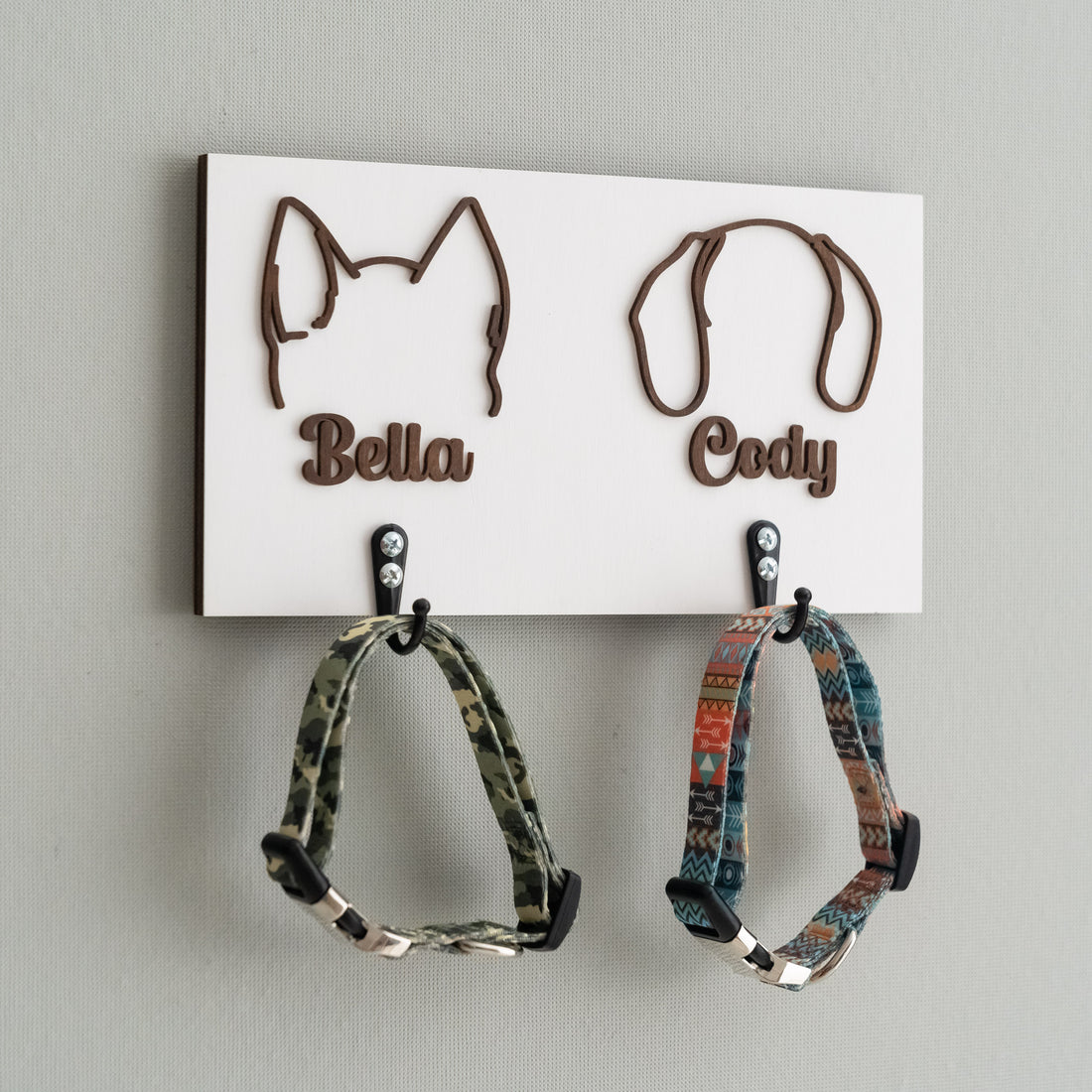 Personalized Dog Leash Holder Wood Gift for Dog Owners and Wooden Dog Leash Holder Vertical R46