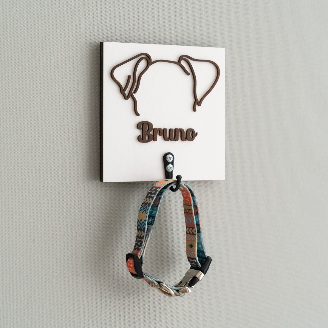 Personalized Dog Leash Holder Wood Dog Leash Holder and Custom Pet Wall Decor Vertical R46