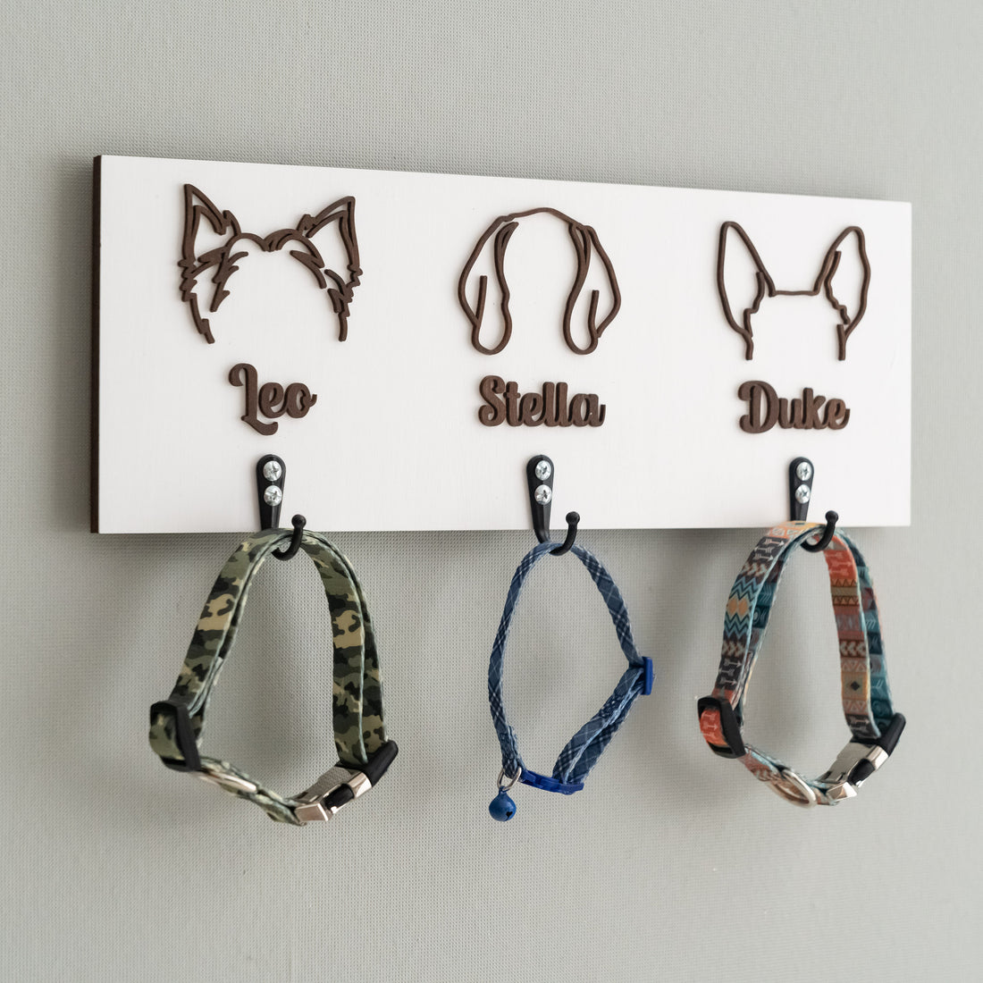 Personalized Dog Leash Holder Wooden Wall Decor for Dog Leash Rack and Dog Accessory Organizer Vertical R46