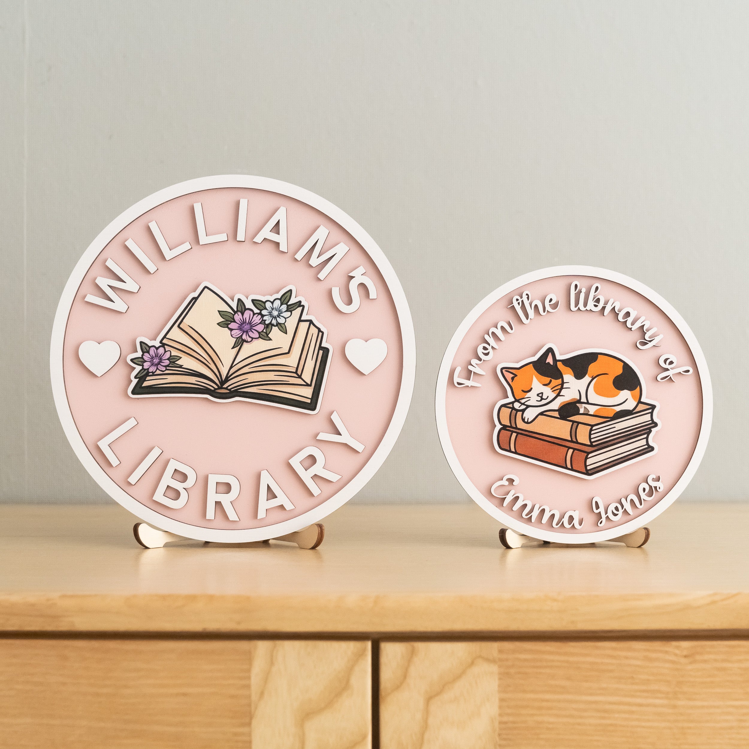 Personalized Library Name Round Wood Sign for Book Lovers B02