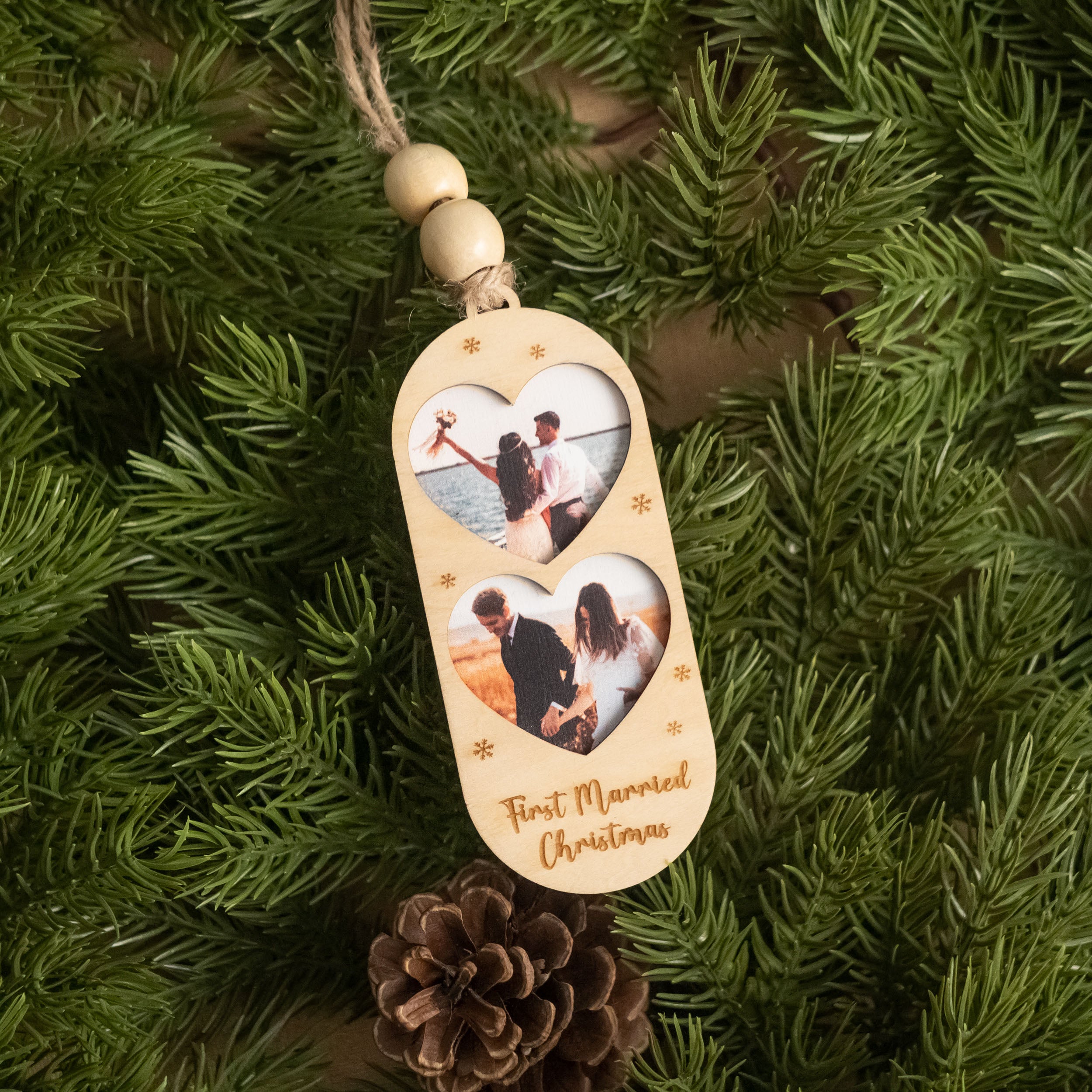 Personalized Wooden Photo Family Ornament for Christmas Decor R48