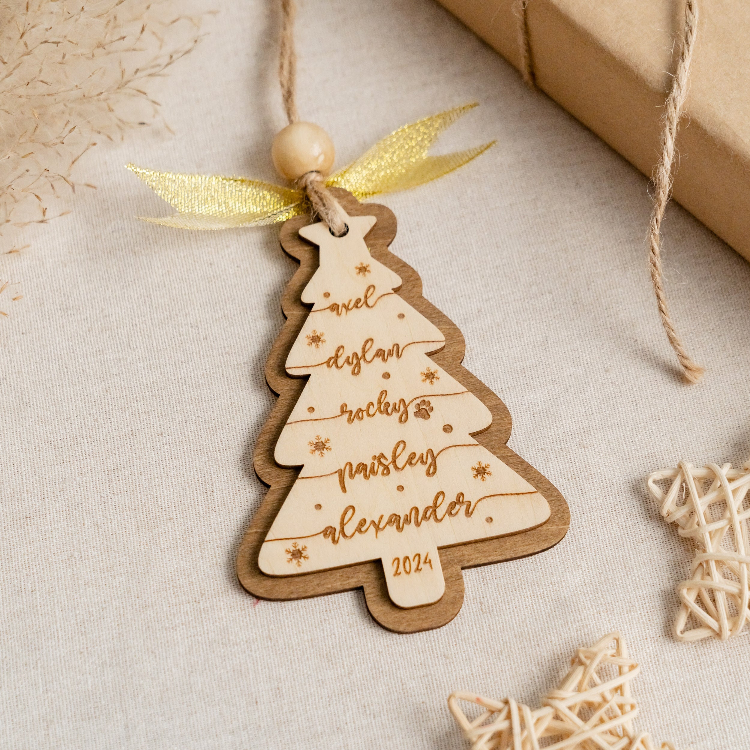 Wooden Family Christmas Tree Ornament Custom for Personalized Christmas Ornament and Engraved Family Ornament R62