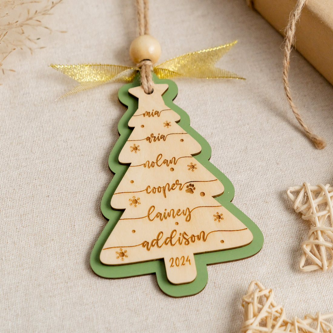 Wooden Family Christmas Tree Ornament Custom for Family Name Ornament and Engraved Christmas Ornament R62