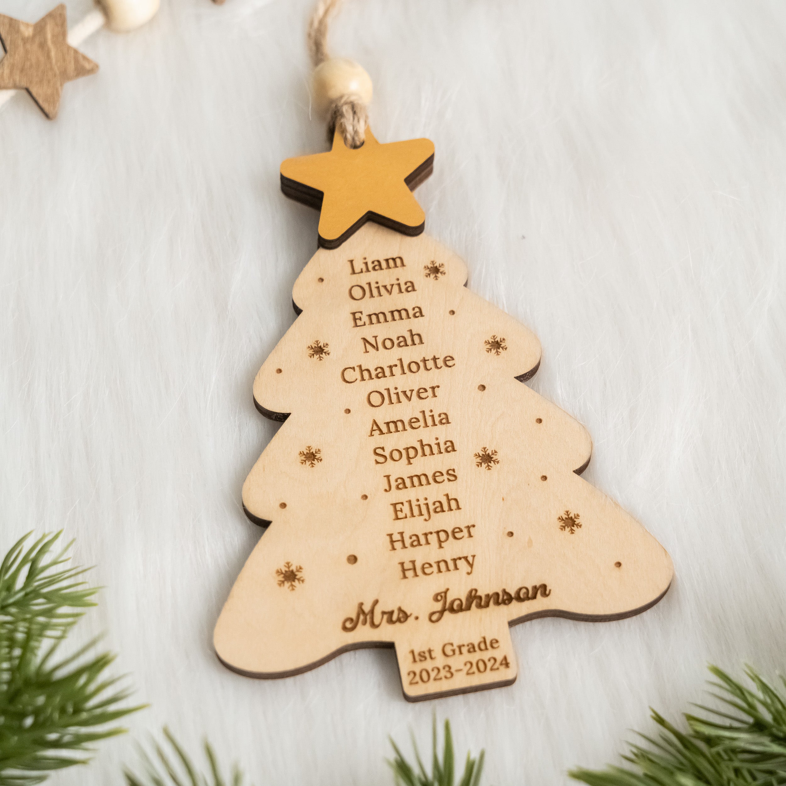 Personalized Teacher Christmas Tree Ornament Wood for Class Gift for Teacher and Wooden Teacher Ornament R76