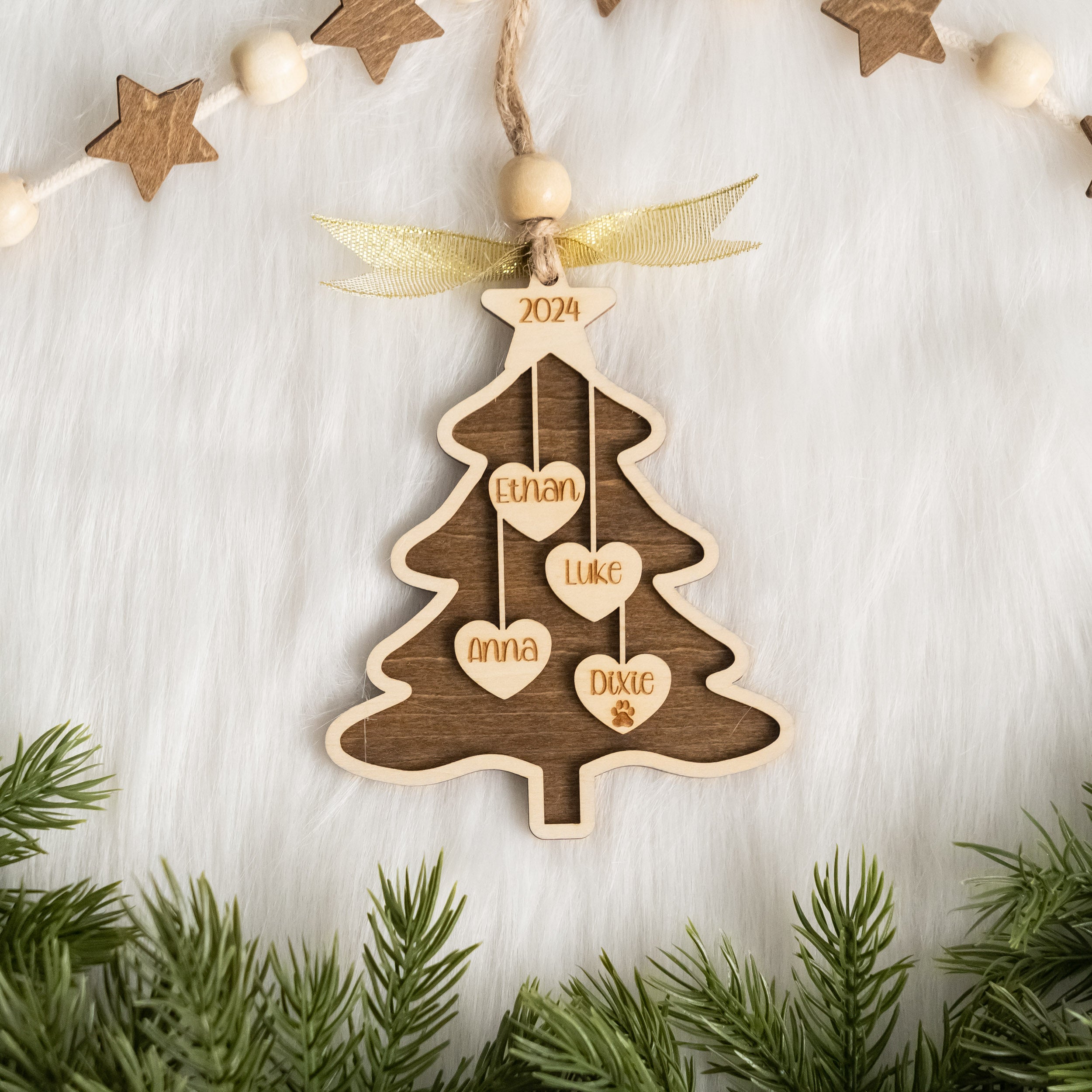 Wooden Family Christmas Tree Ornament Custom for Personalized Christmas Tree Ornament and Engraved Wooden Ornament R70