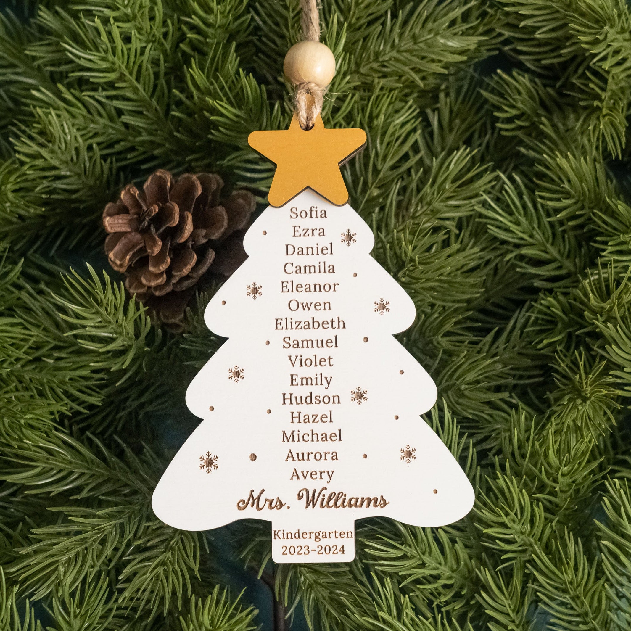 Wooden Personalized Teacher Christmas Tree Ornament for End of Year Teacher Gift and Custom Teacher Ornament R76