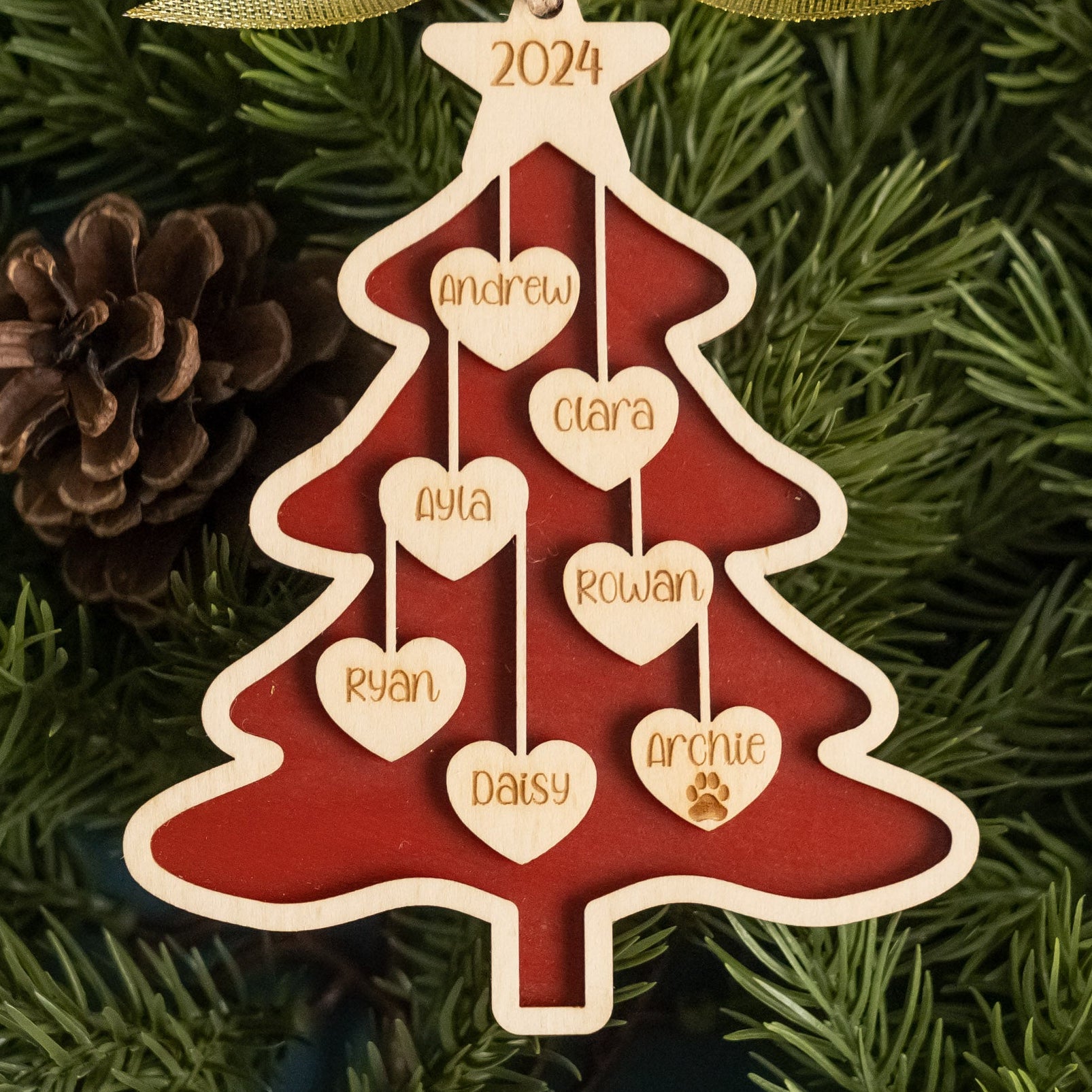 Wooden Family Christmas Tree Ornament Custom for Personalized Christmas Tree Ornament and Engraved Wooden Ornament R70