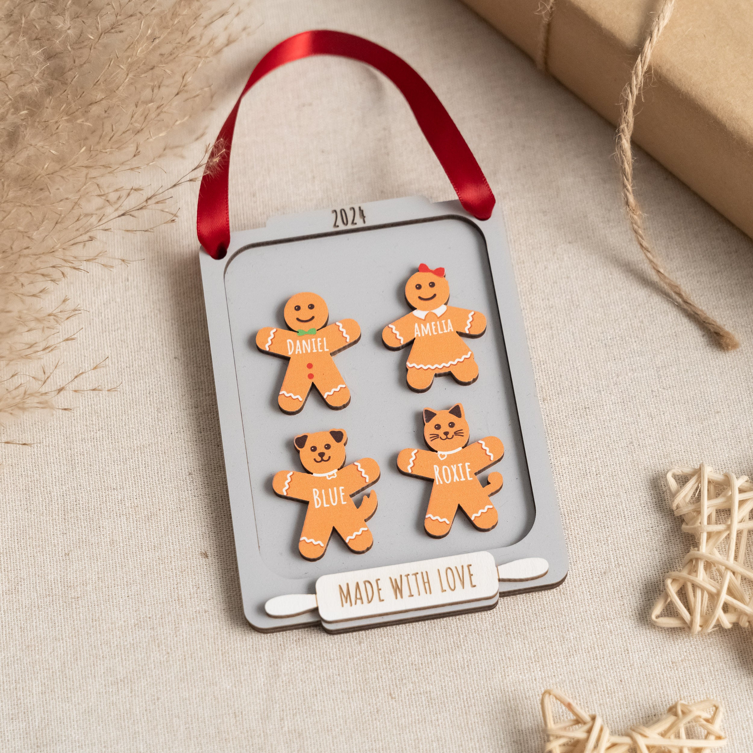 Wooden Gingerbread Family Christmas Ornament for Tree R77