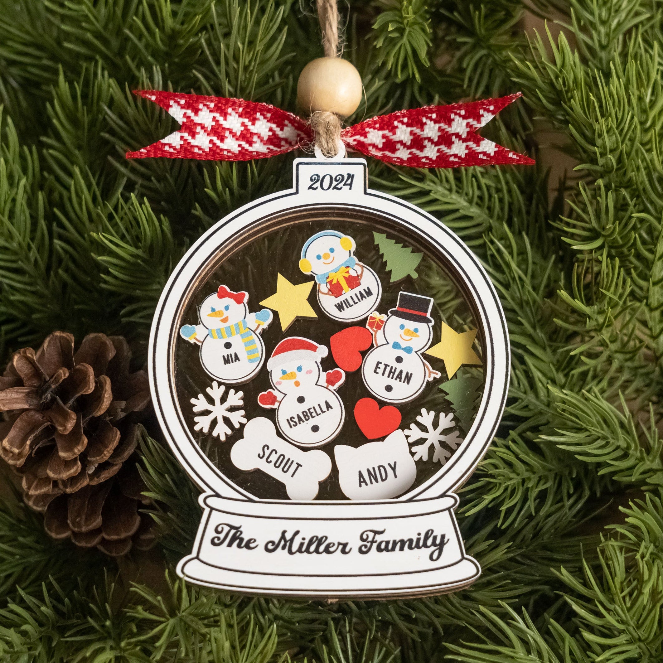 Personalized Shaker Family Christmas Ornament Wood for Family Christmas Gifts and Wooden Ornaments R75