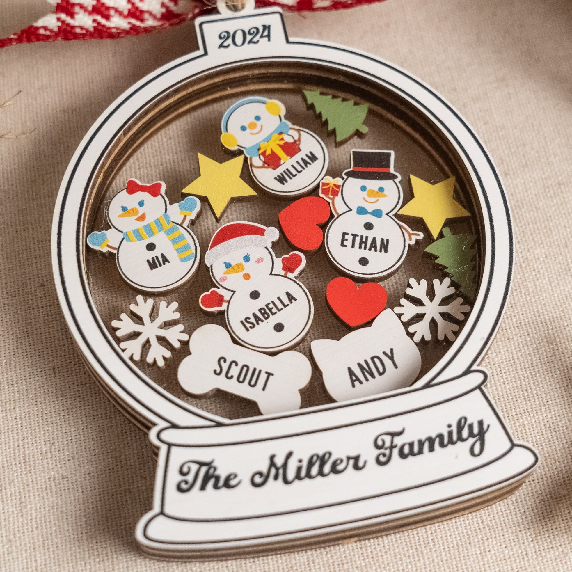 Personalized Shaker Family Christmas Ornament Wood for Tree Decor and Family Keepsakes R75