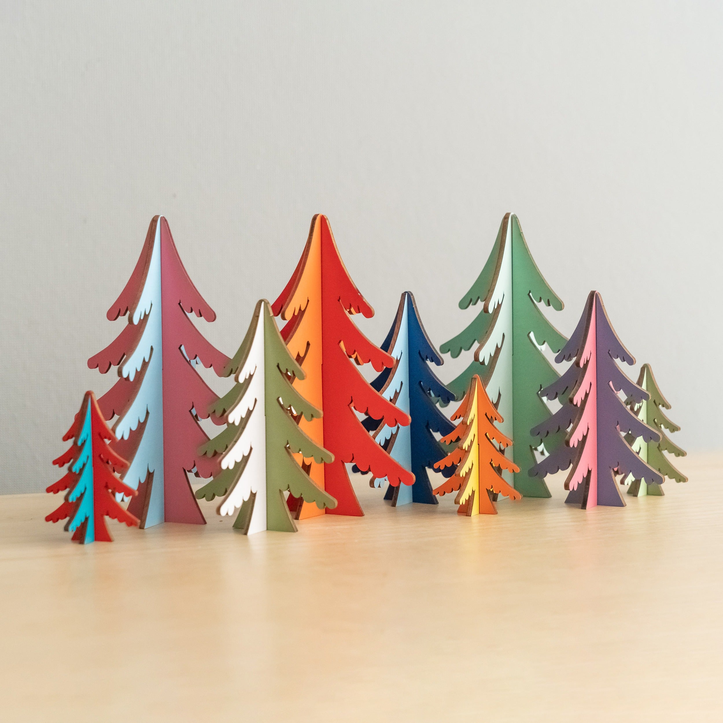 Decorative Wooden Christmas Tree for Modern Christmas Table Decor R91