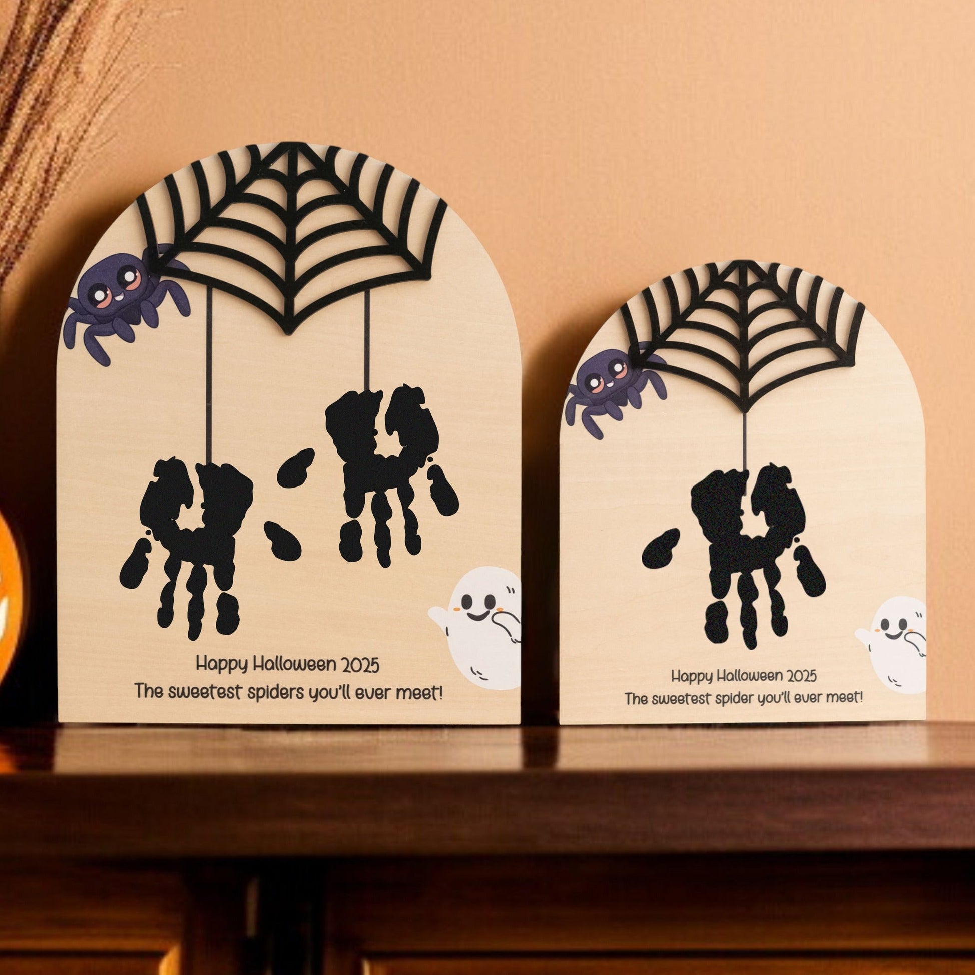 Wooden Halloween Baby Handprint Sign for Baby Keepsake D07