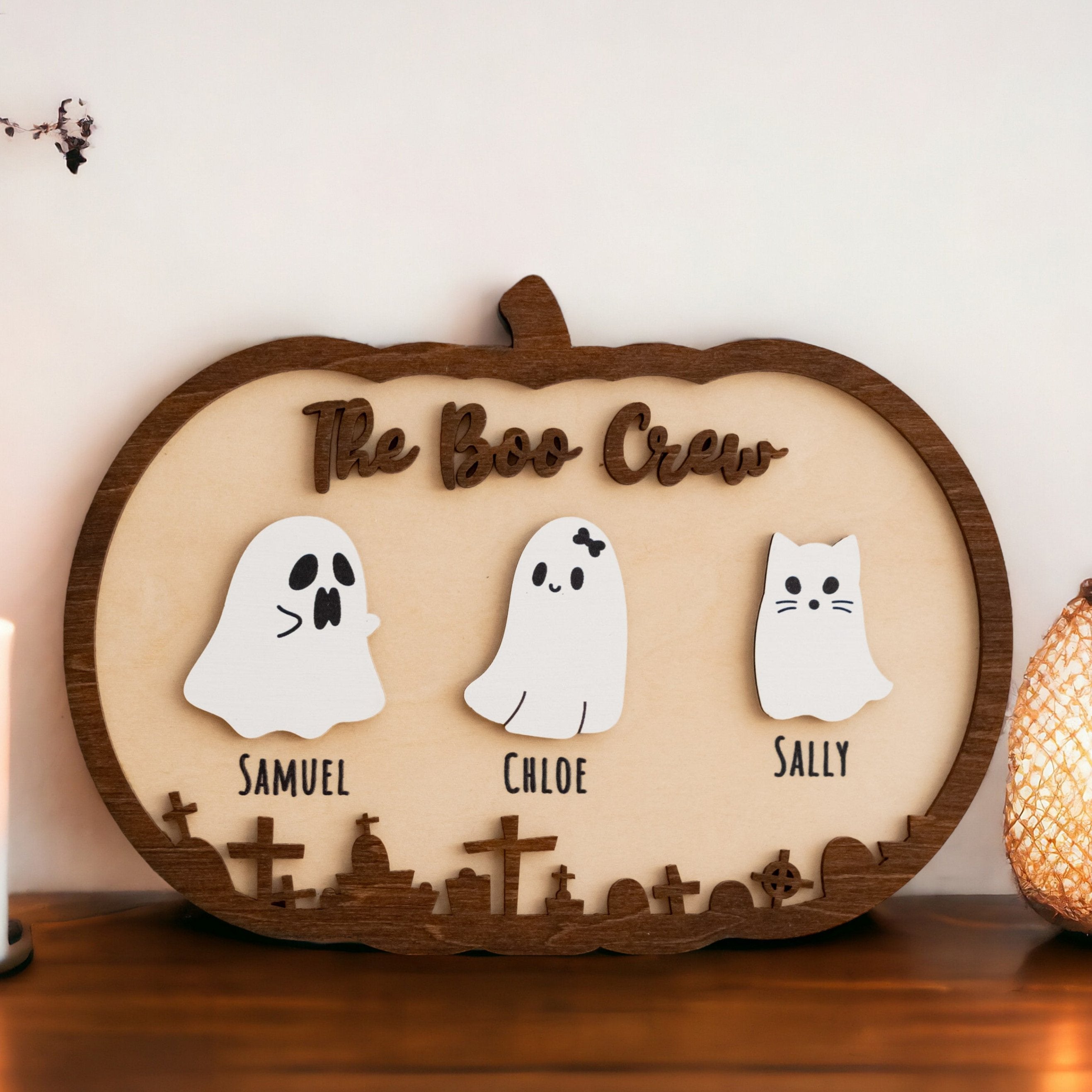 Custom Wooden Pumpkin for Spooky Table Elegance