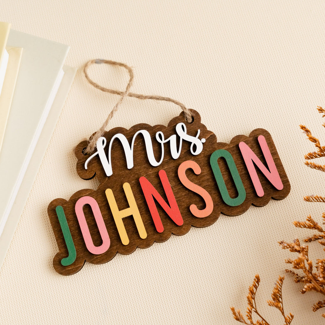 Personalized Wooden Teacher’s Name Hanging Sign for Teacher Gifts J91