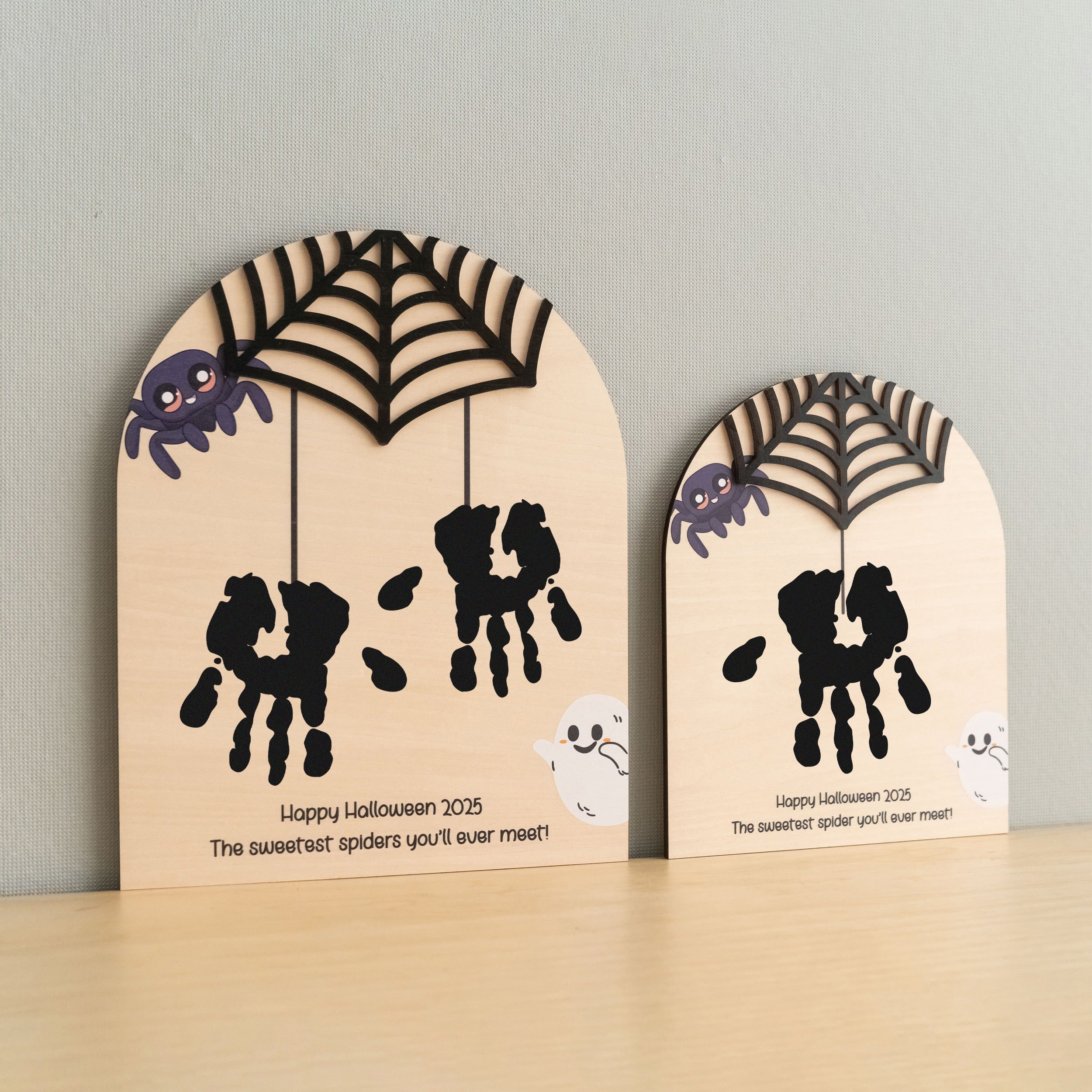 Wooden Halloween Baby Handprint Sign for Baby Keepsake D07