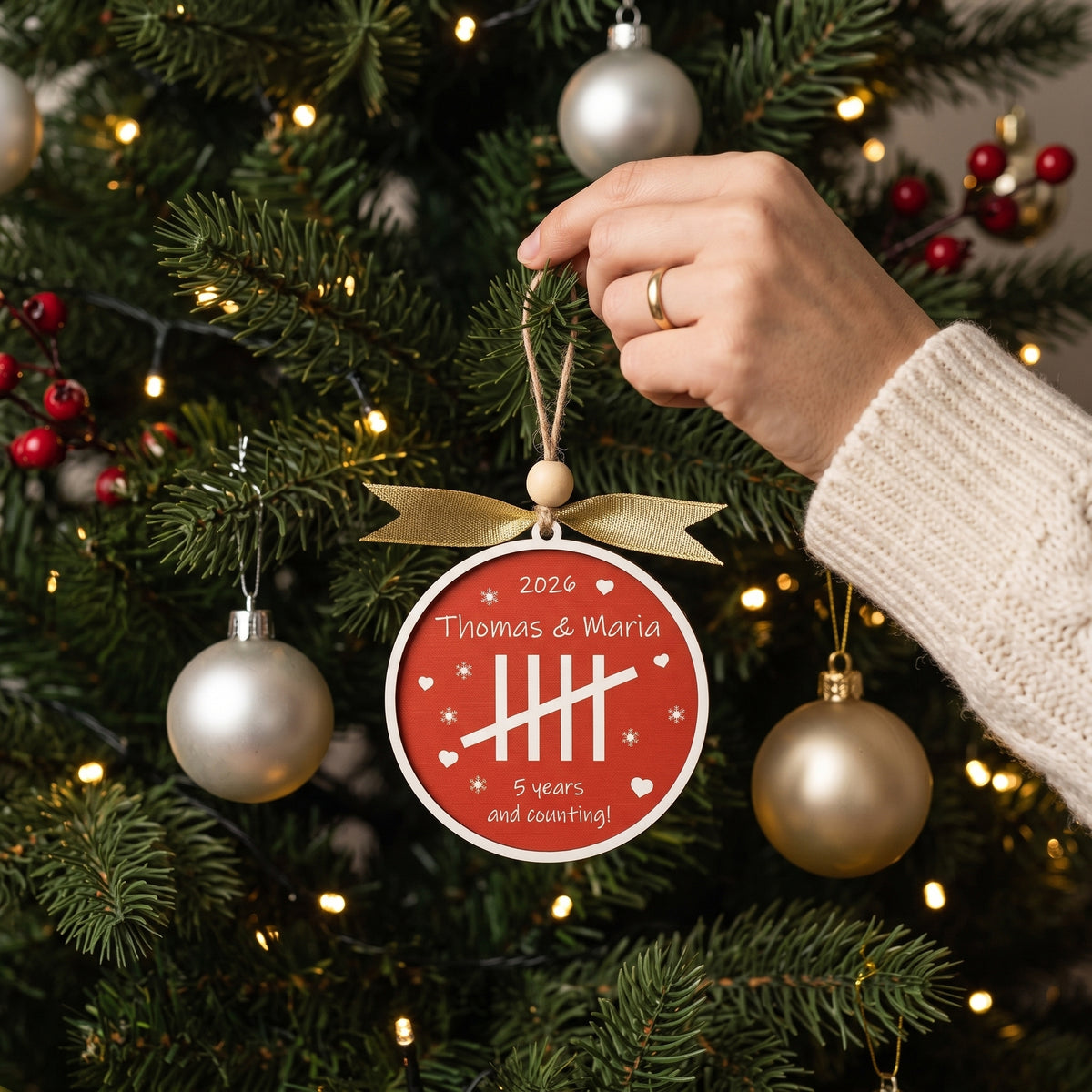 Personalized Anniversary Wood Ornament for Christmas Suncatcher B42