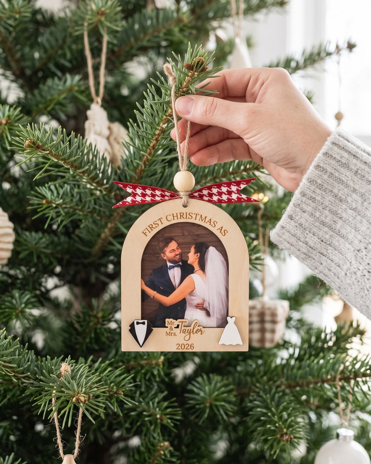 Married Photo Ornament Wood, Newlywed Christmas Ornament Gift B49