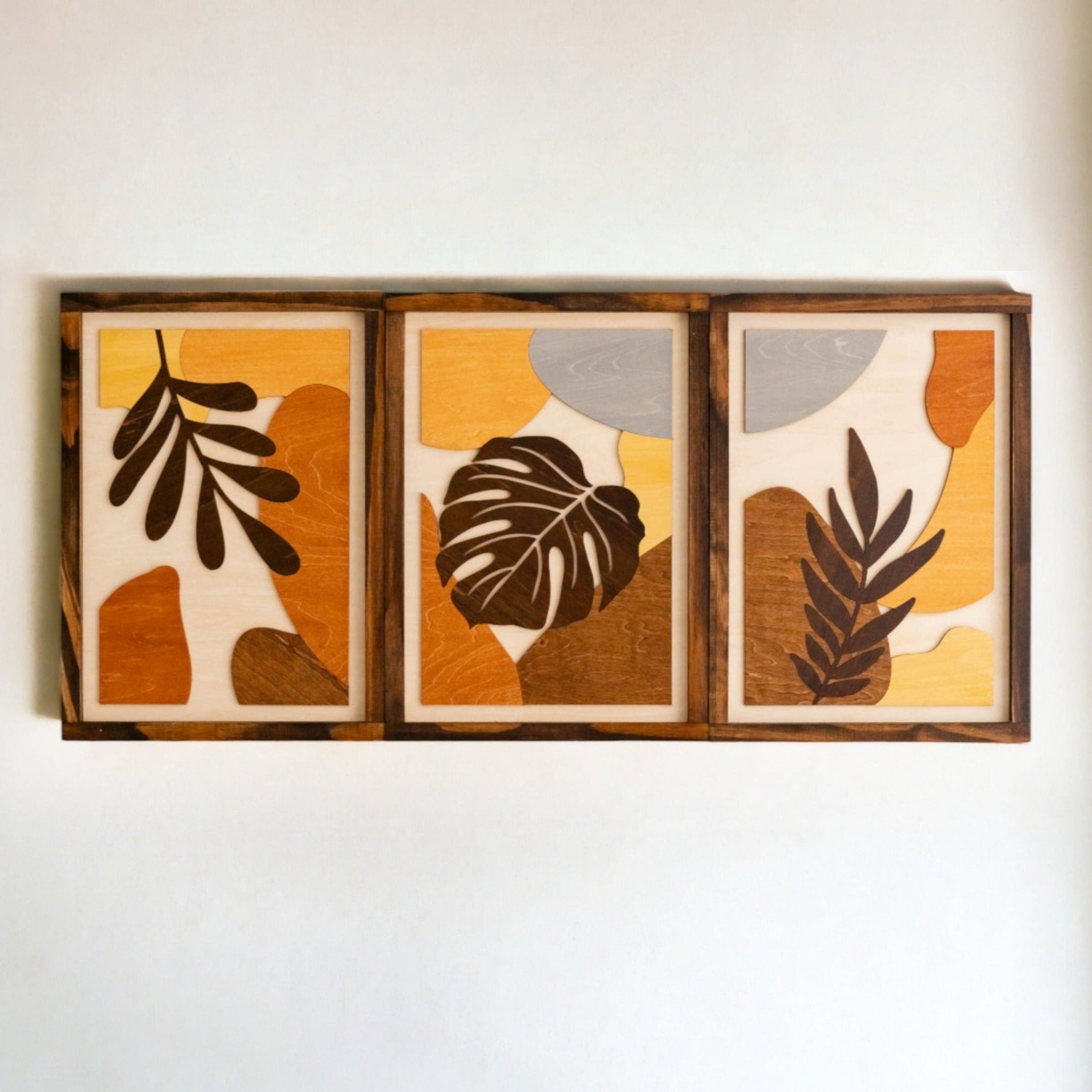 Boho Chic Wood Wall Decor Featuring Tropical Leaves