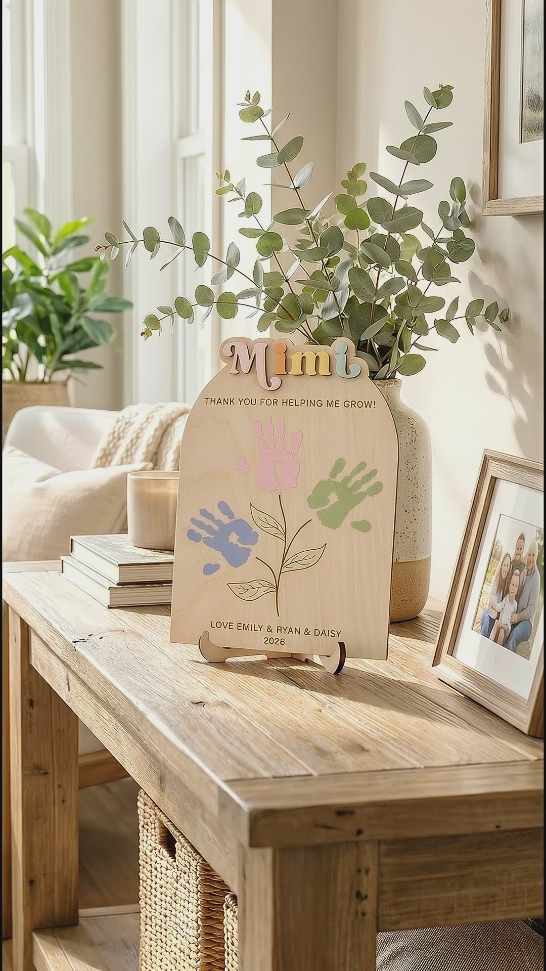 Wooden Mother's Day Handprint Gift Sign for New Mom Gift D56