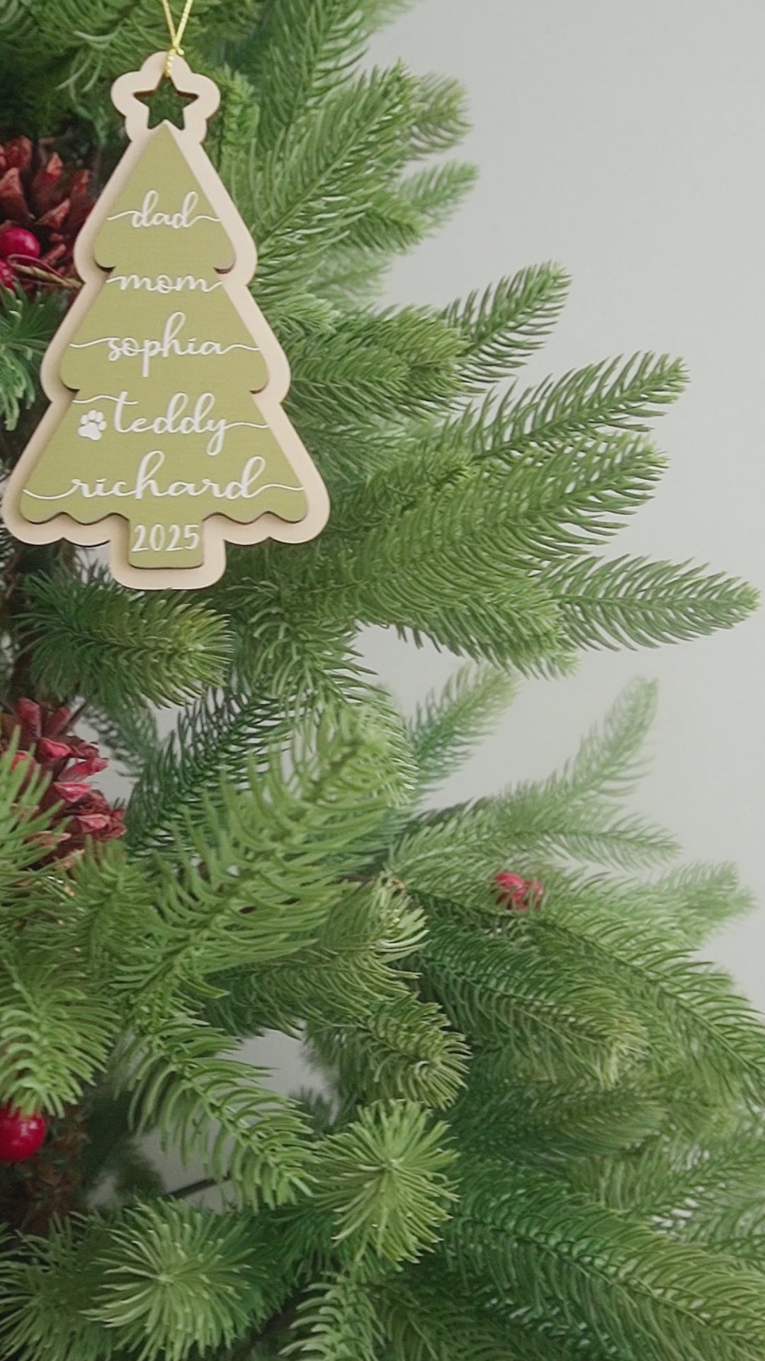 Wooden Family Christmas Tree Ornament Wood for Tree Decor D31