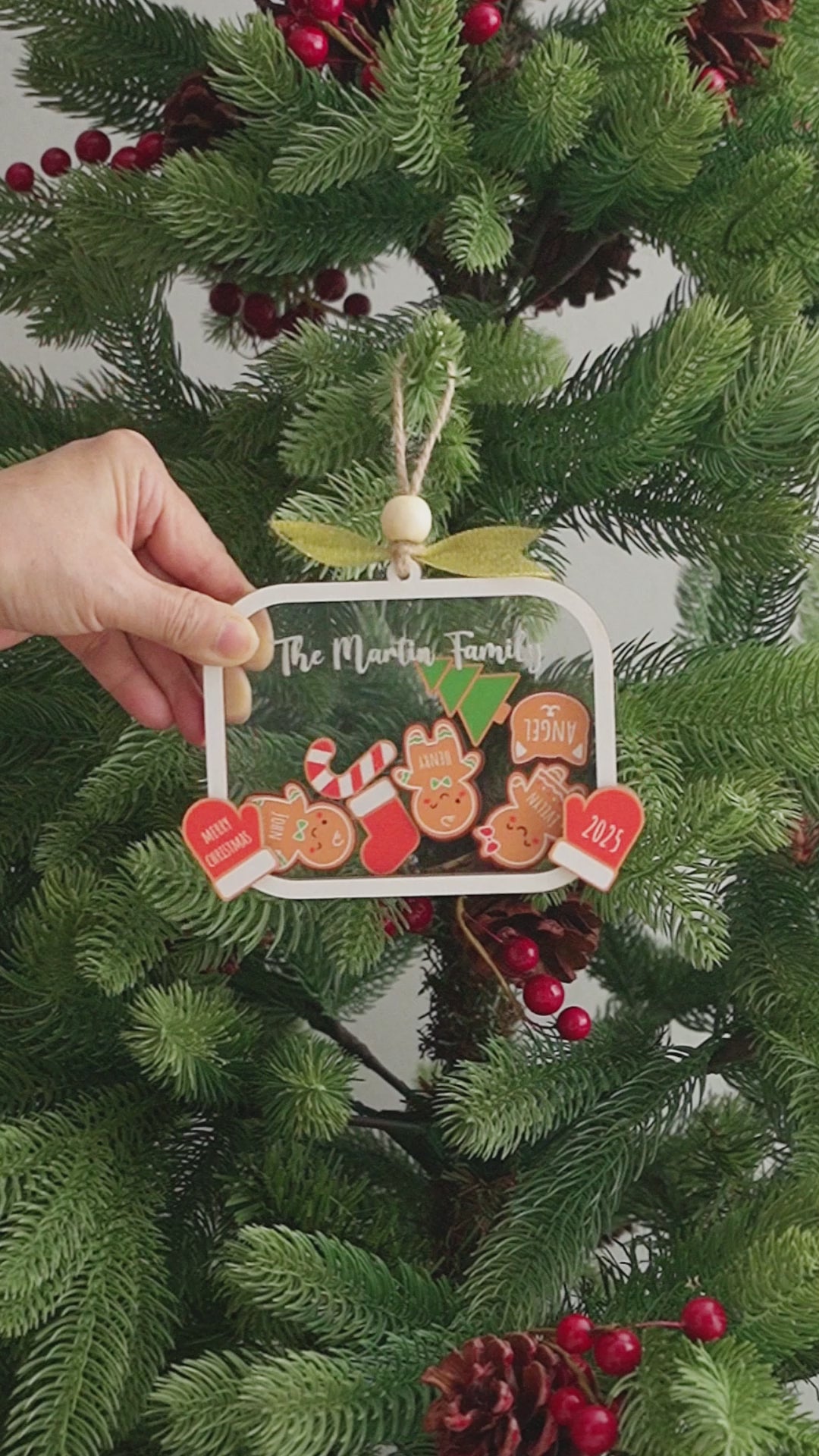 Family Christmas Shaker Ornament for Tree Decor D19